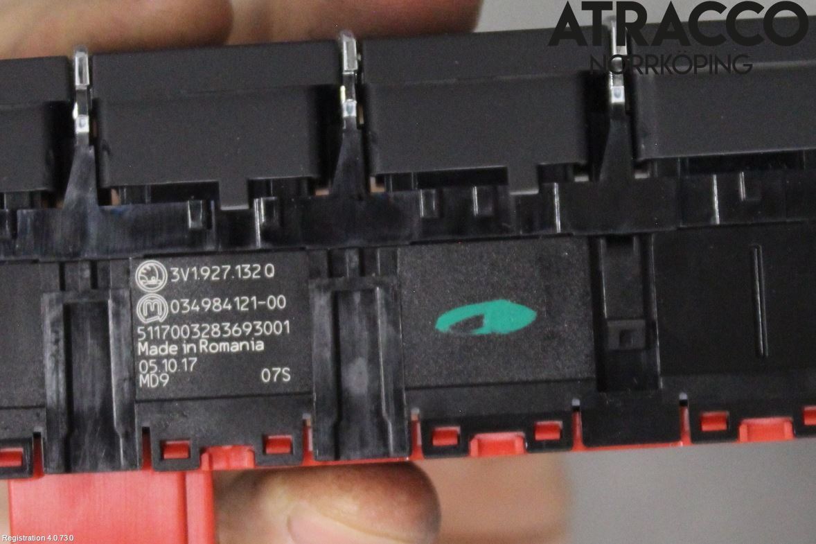 Skoda SUPERB 16-24 Strömställare Multifunktion