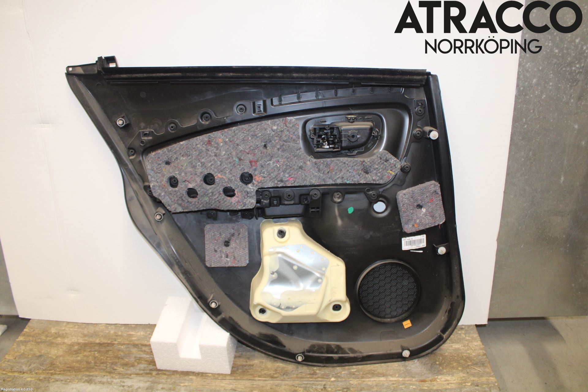 Toyota YARIS XP130 15-20 Dörrklädsel Hö