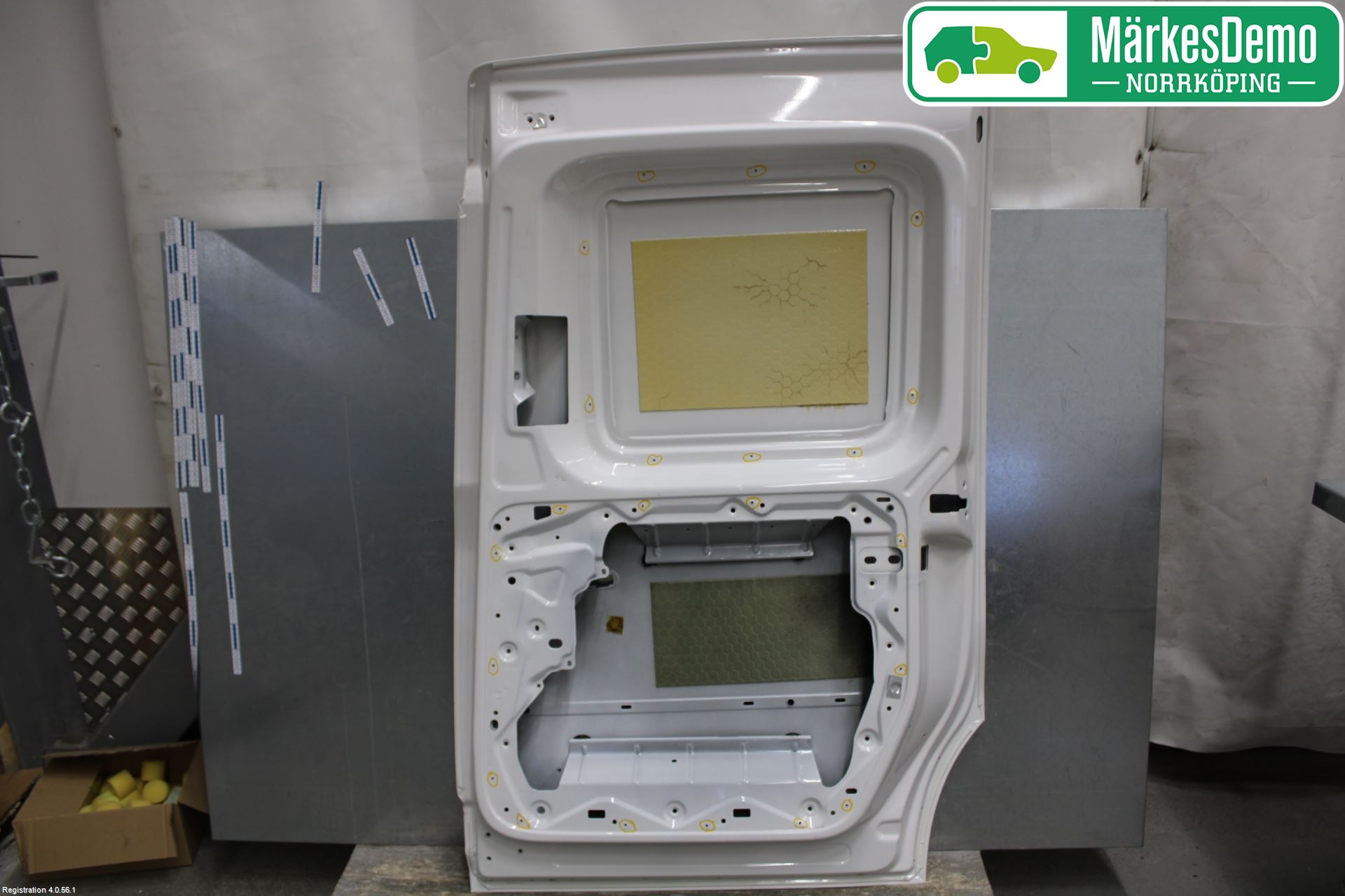 Volkswagen VW CADDY 11-15 Dörr Sido-Skjutdörr Hö