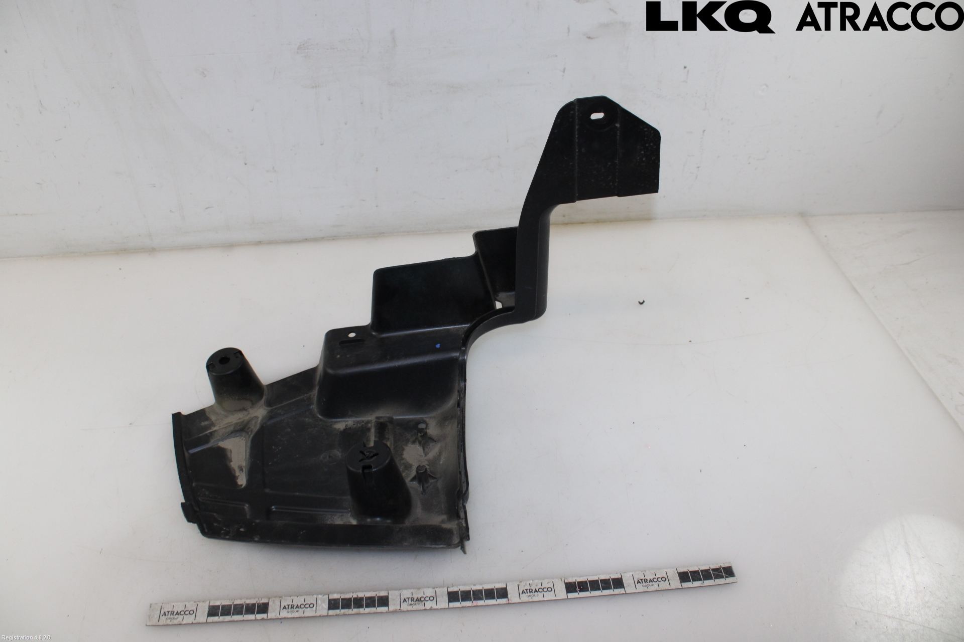 Volkswagen VW TRANSP/CARAVELLE (T7) 22-24 Hasplåt Plåt-Plast
