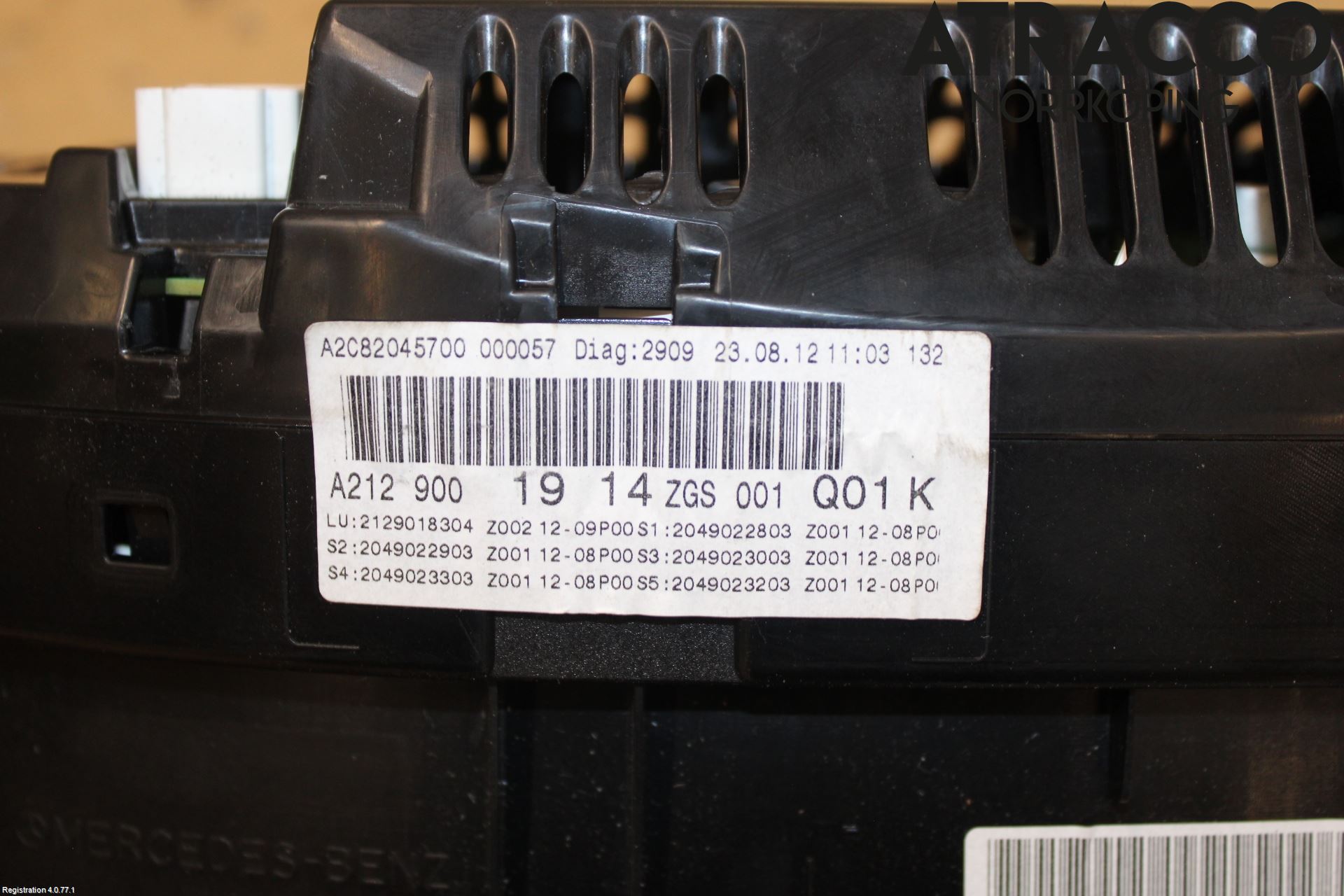 Mercedes-Benz MB E-KLASS (W212) 09-16 Instrument Komb