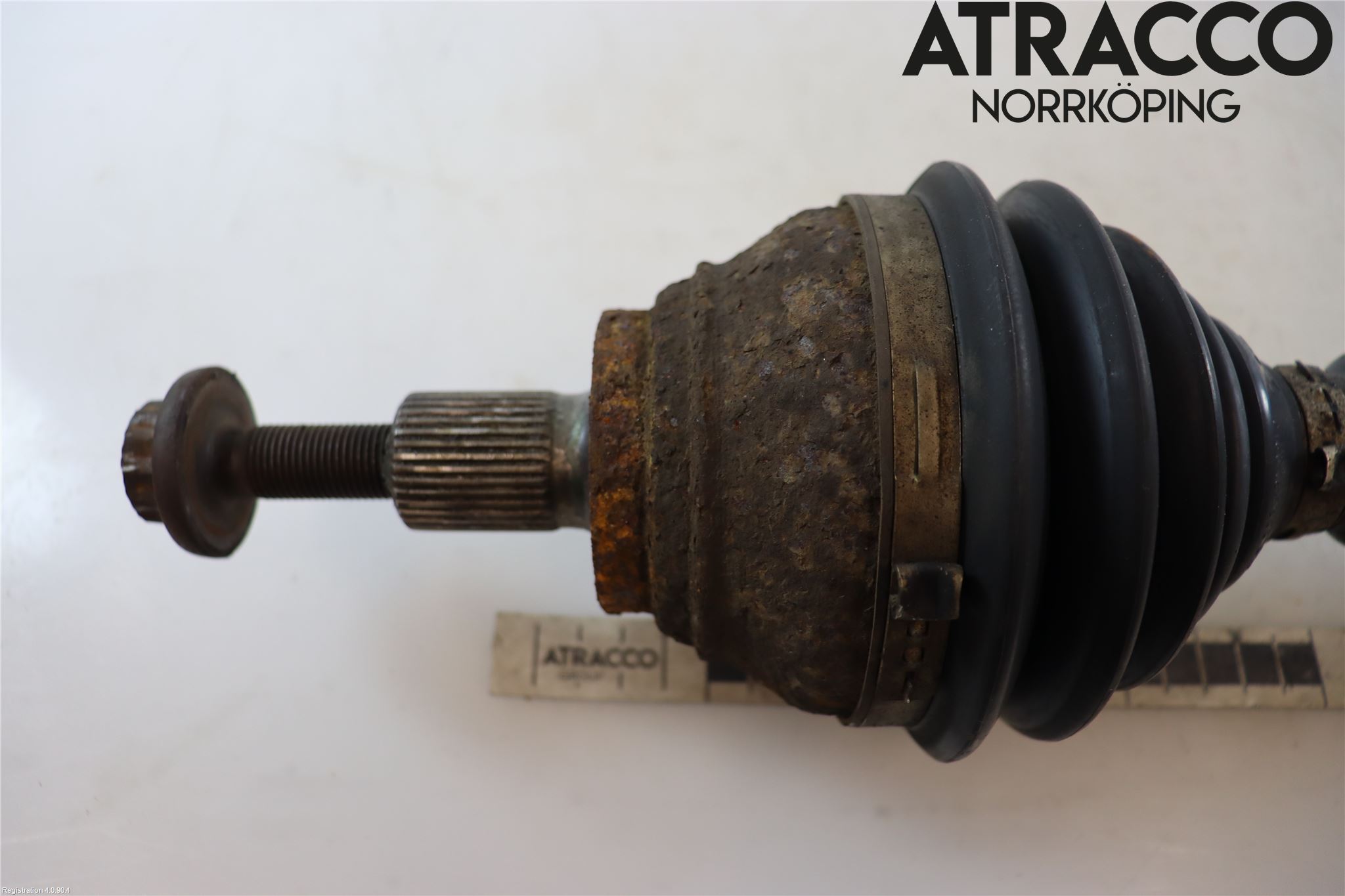 Audi Q3 8U 12-18 Drivaxel Fram Höger