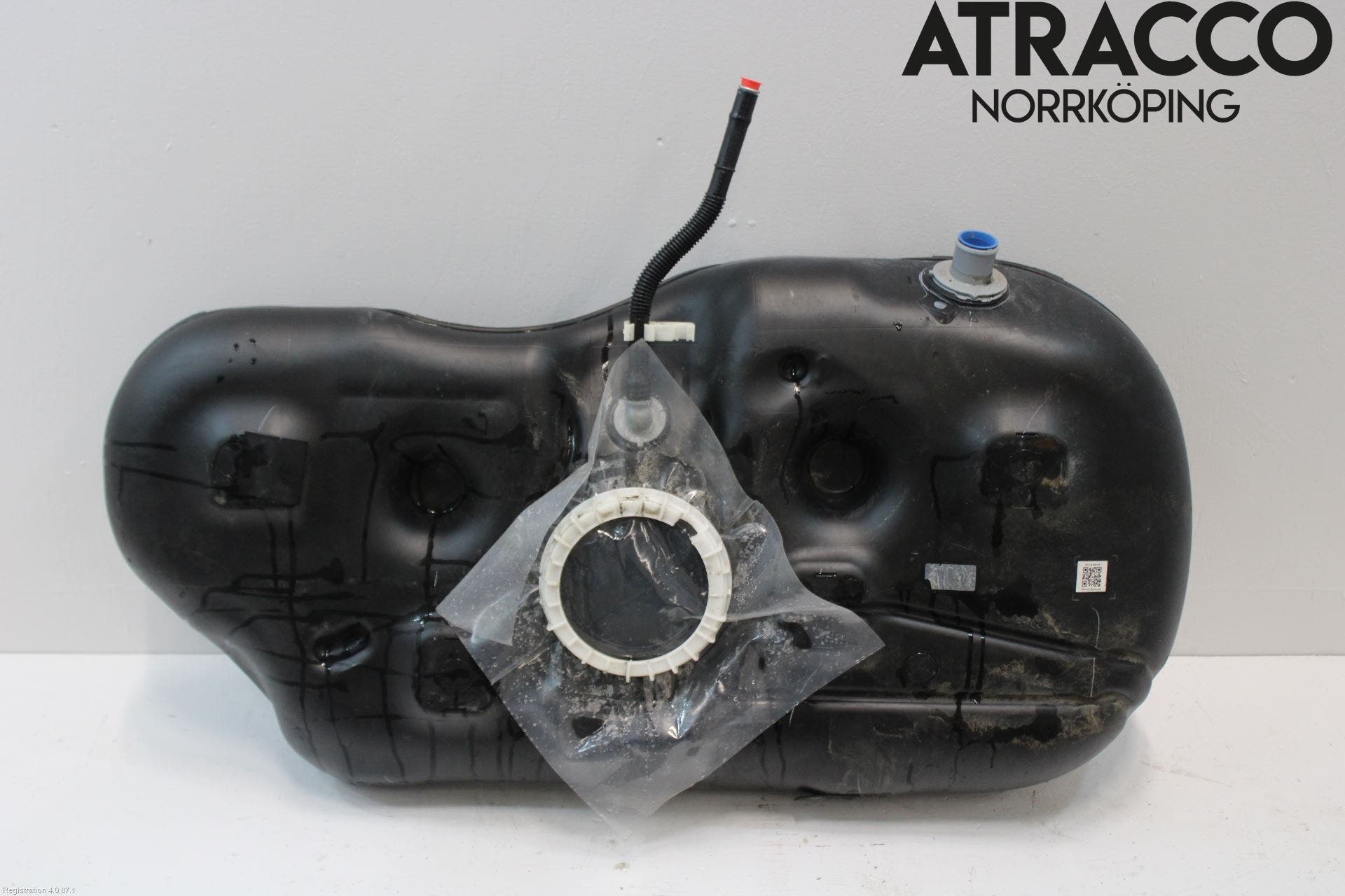 Toyota PRIUS+ ZVW40 12-20 Bränsletank Insprutning