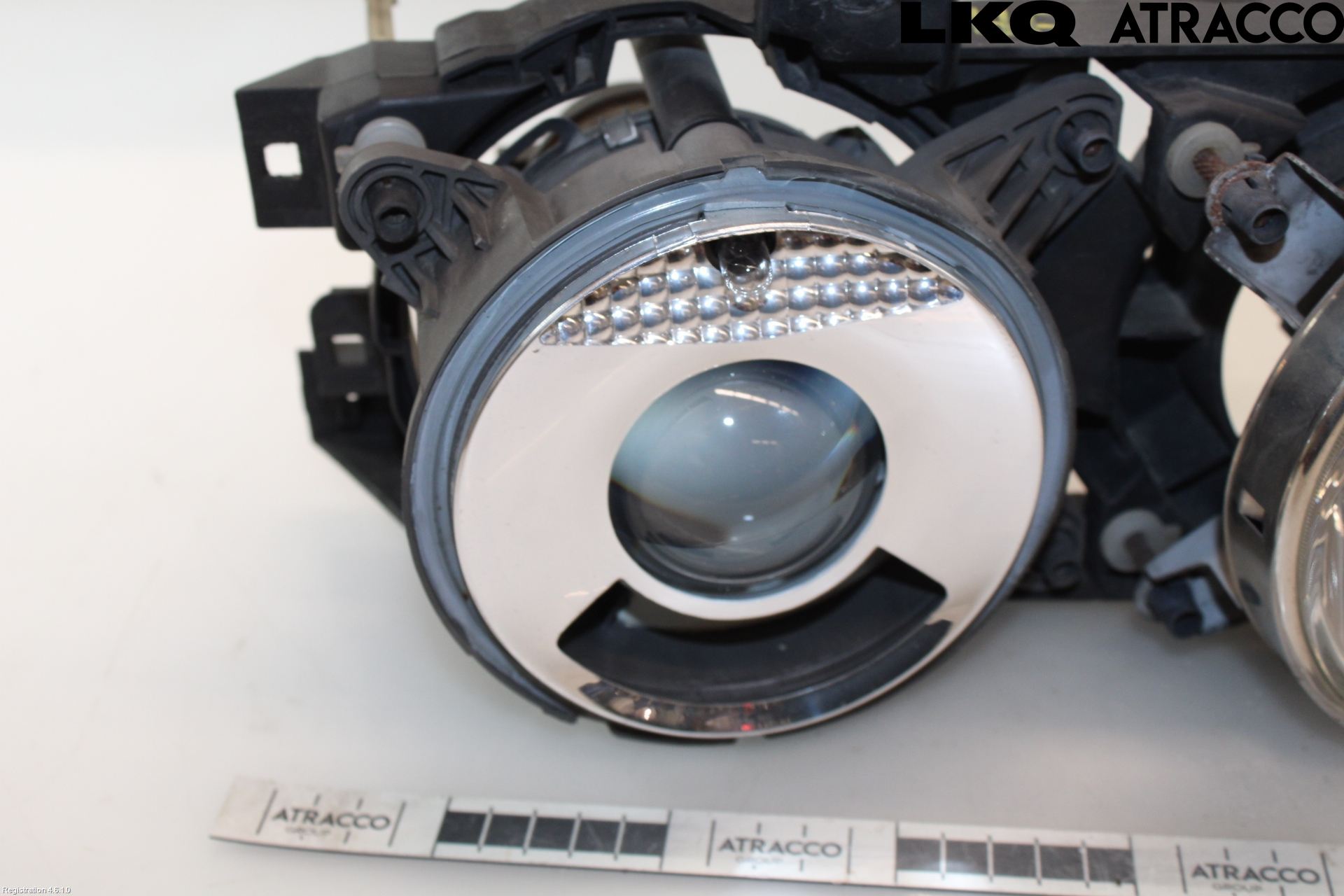 BMW 5 E34      88-96 Strålkastare Höger