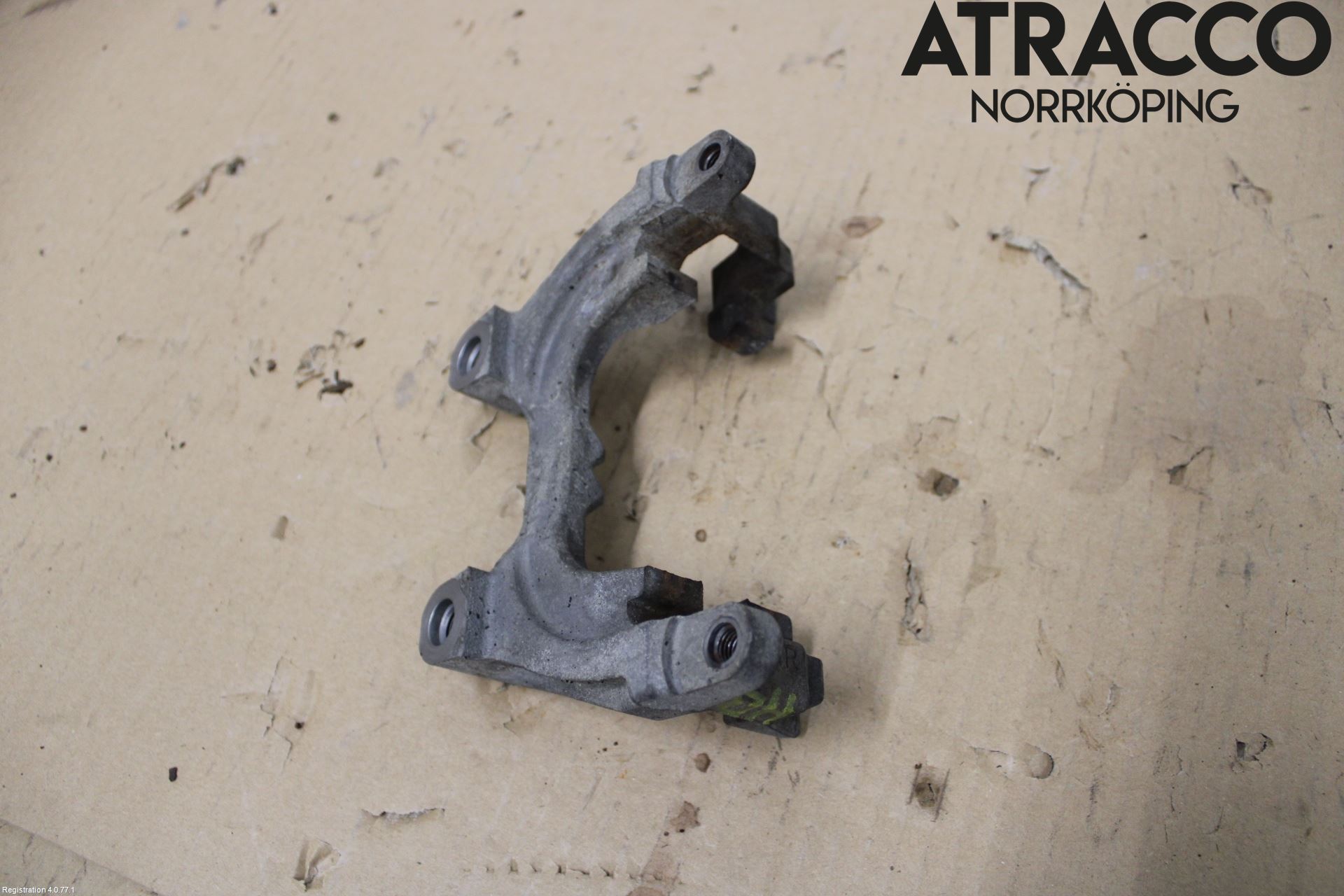 Volkswagen VW PASSAT 15-19 Bromsokshållare