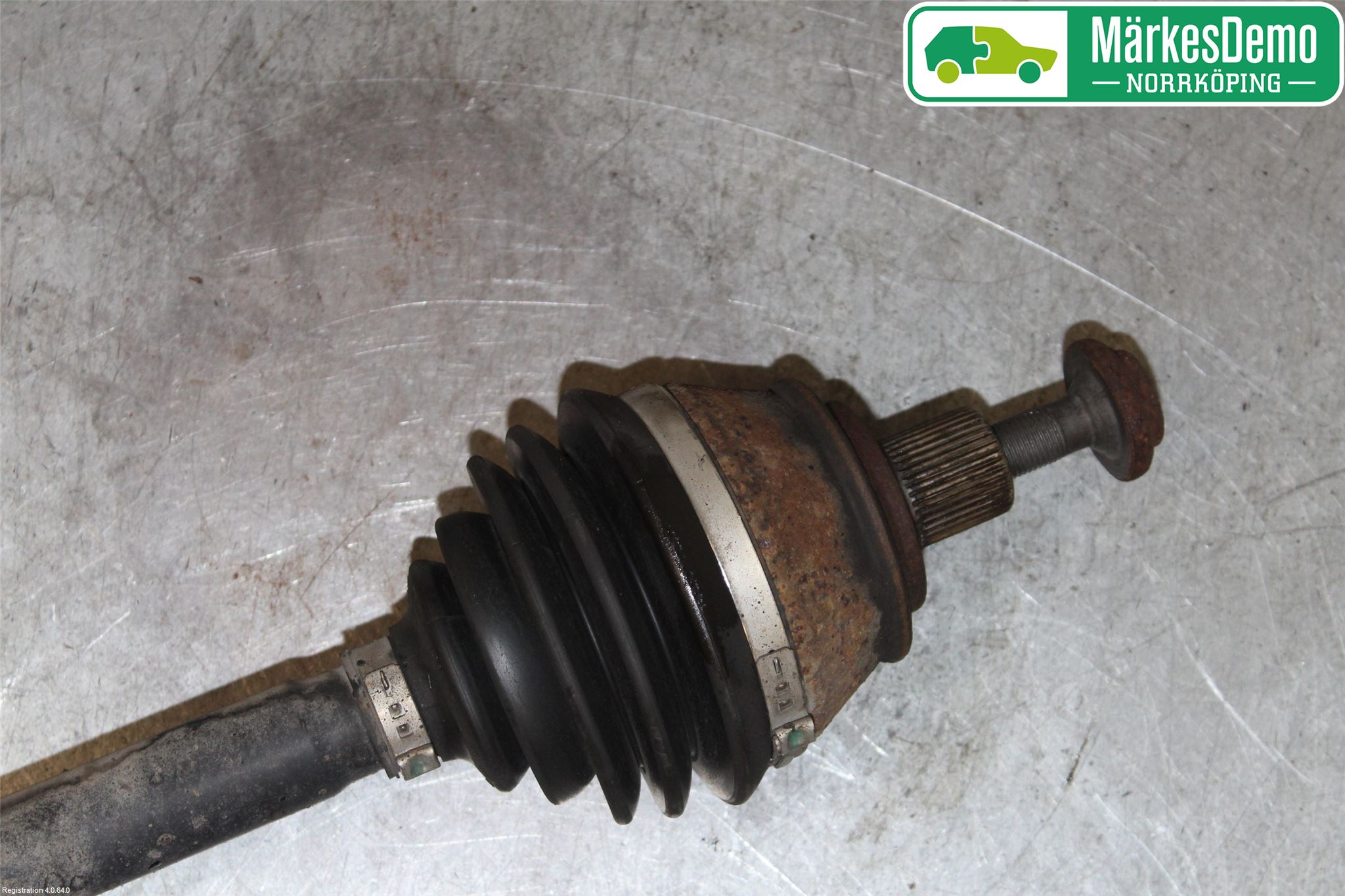 Audi A6/S6     05-11 Drivaxel Fram Vänster