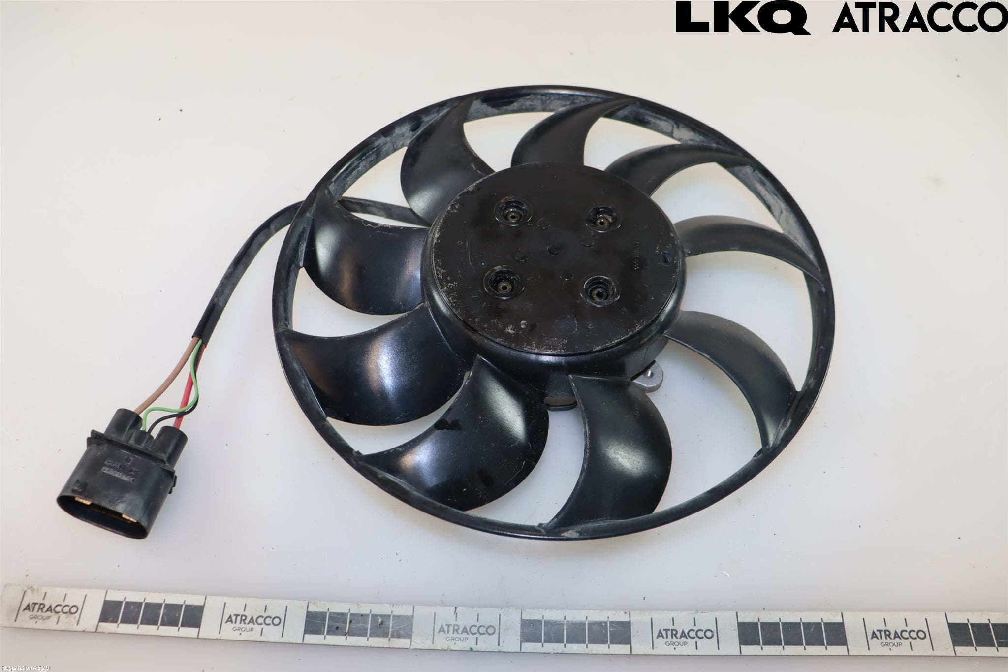 Volkswagen VW CRAFTER II / E-CRAFTER 17- Kylfläkt-Vinge