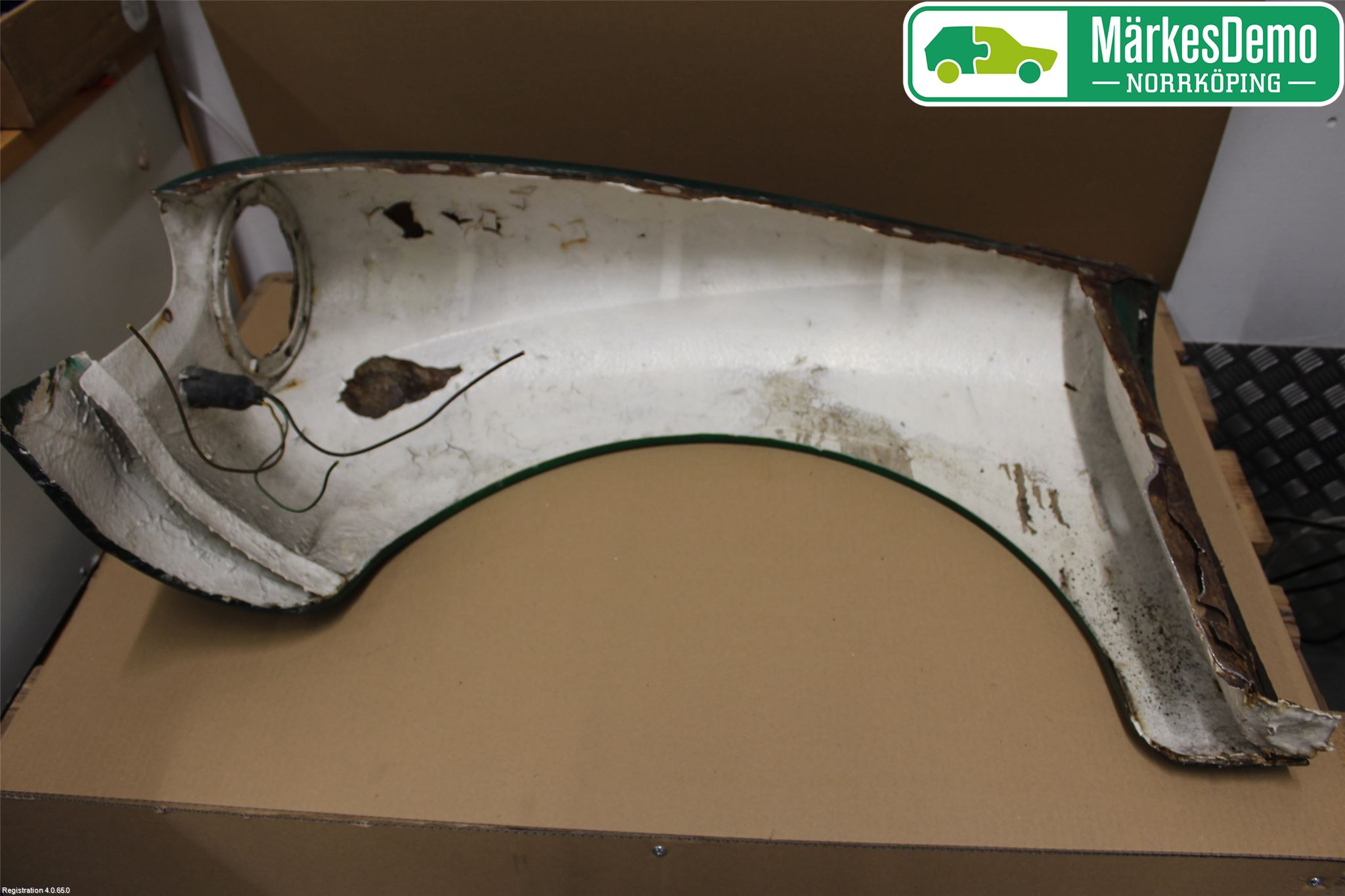 BMC ÖVRIGT/DIREKTIMPORT Skärm Fram Höger