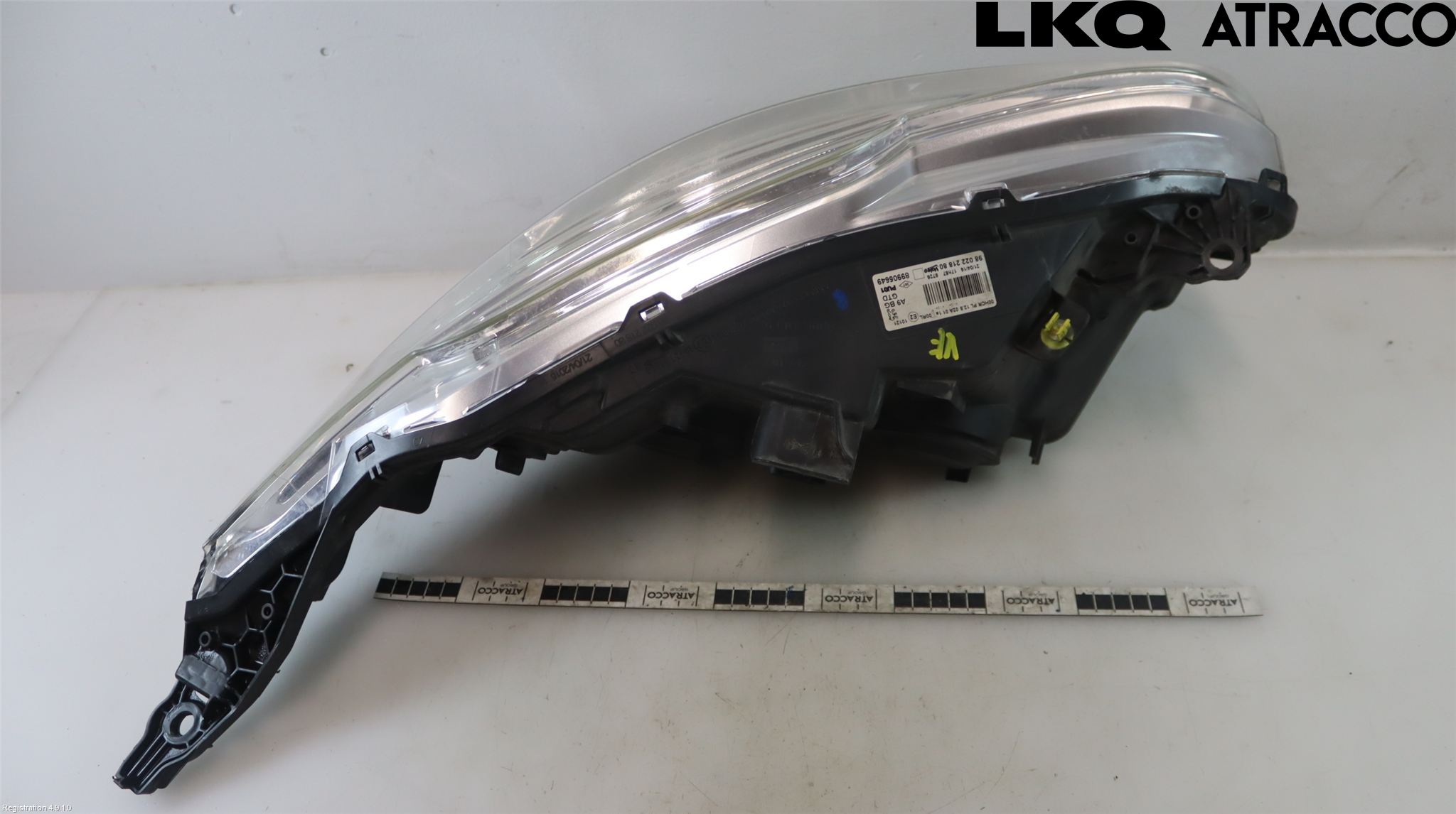 Peugeot PEUGOT 208 16-19 Strålkastare Vänster