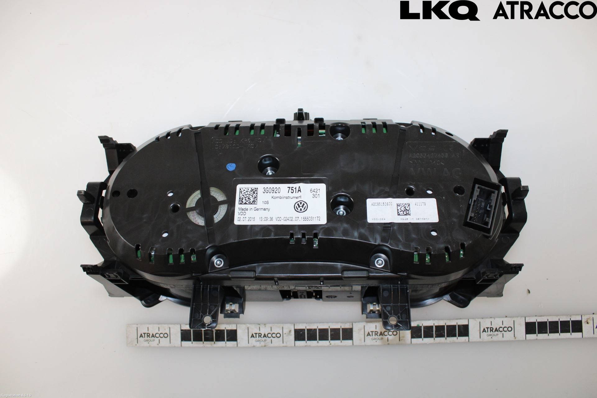 Volkswagen VW PASSAT 15-19 Instrument Komb