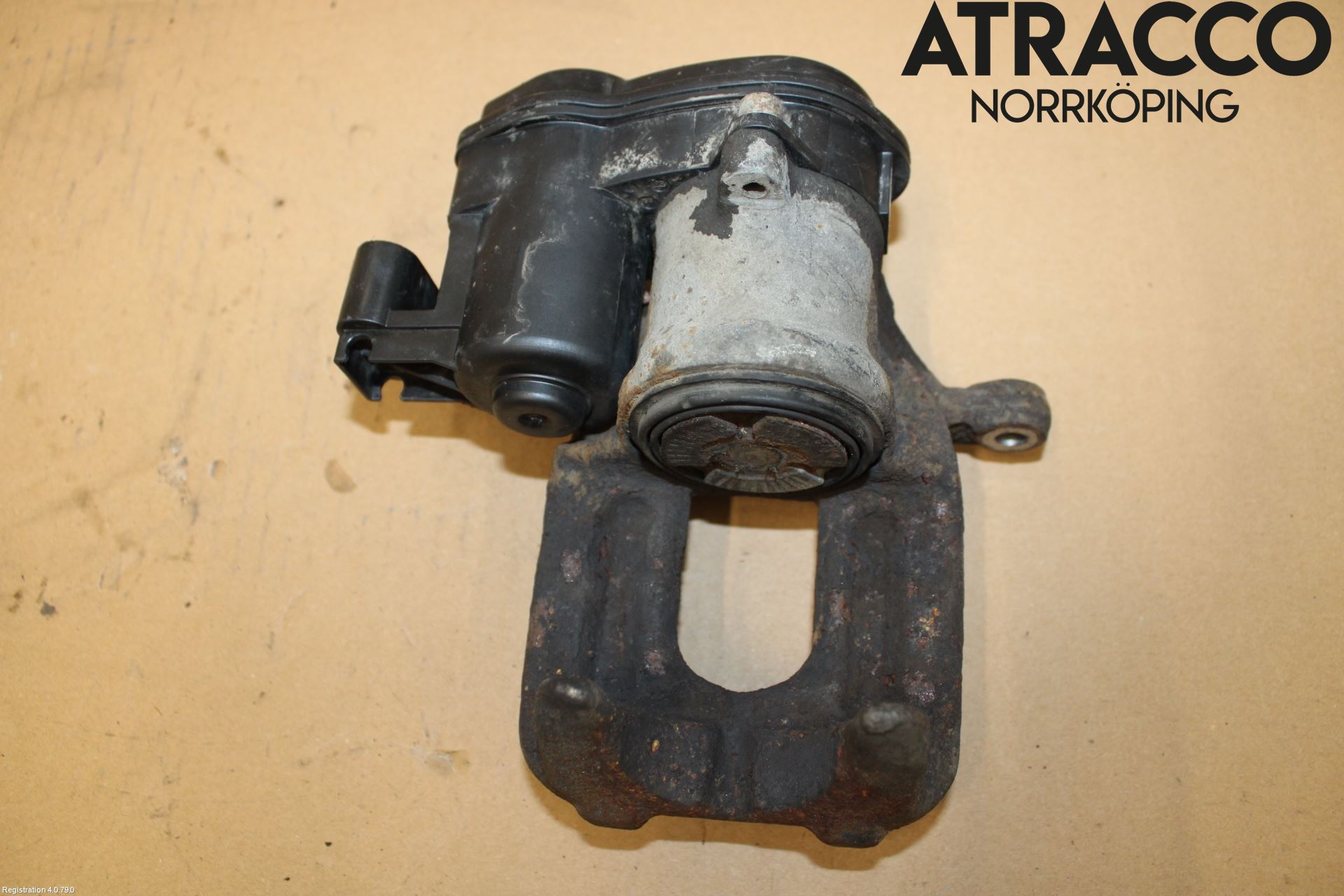 BMW 5 F10/F11/F18 09-17 Bromsok Bak Höger