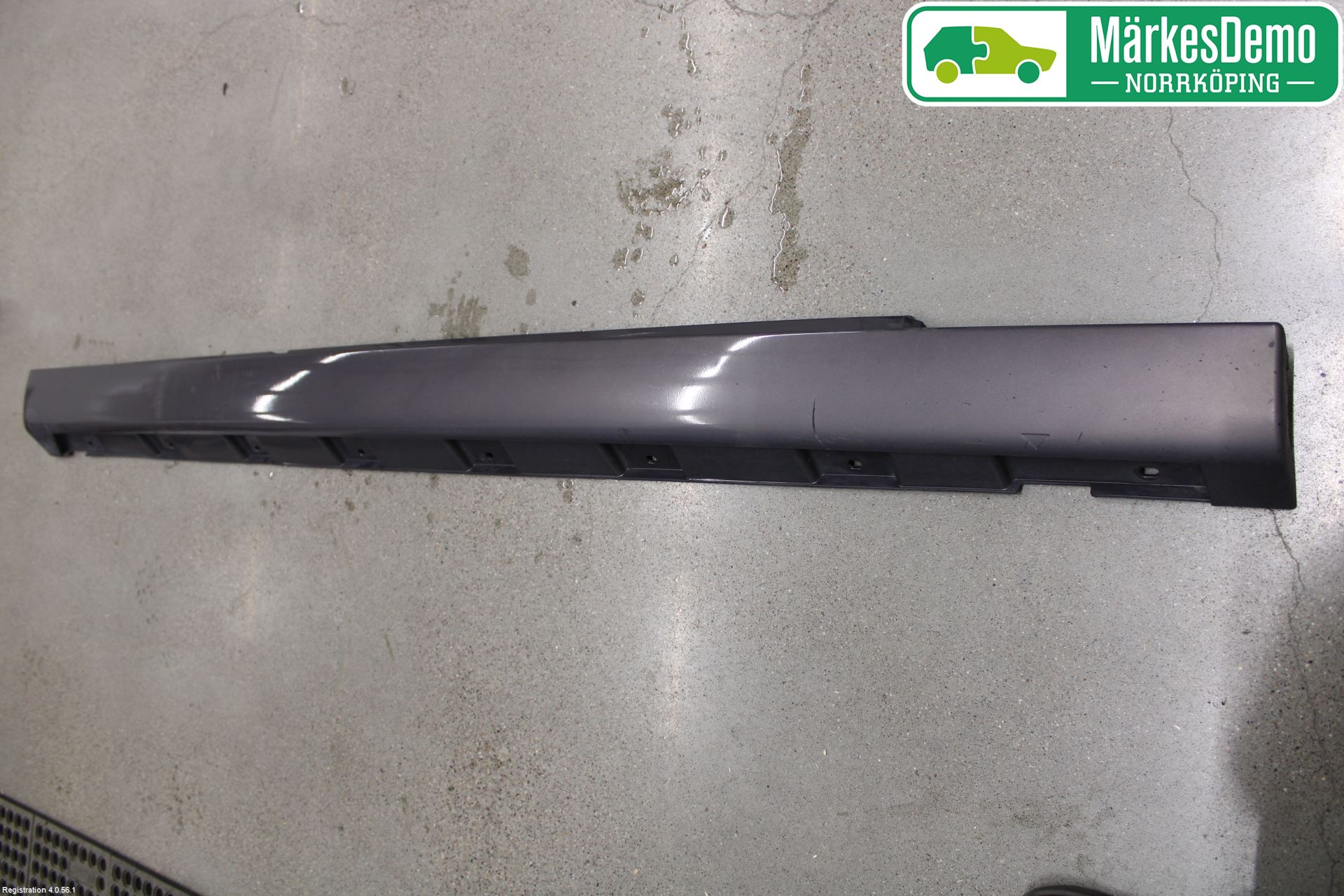 Jaguar XJ X350        03-09 Sidokjol Hö