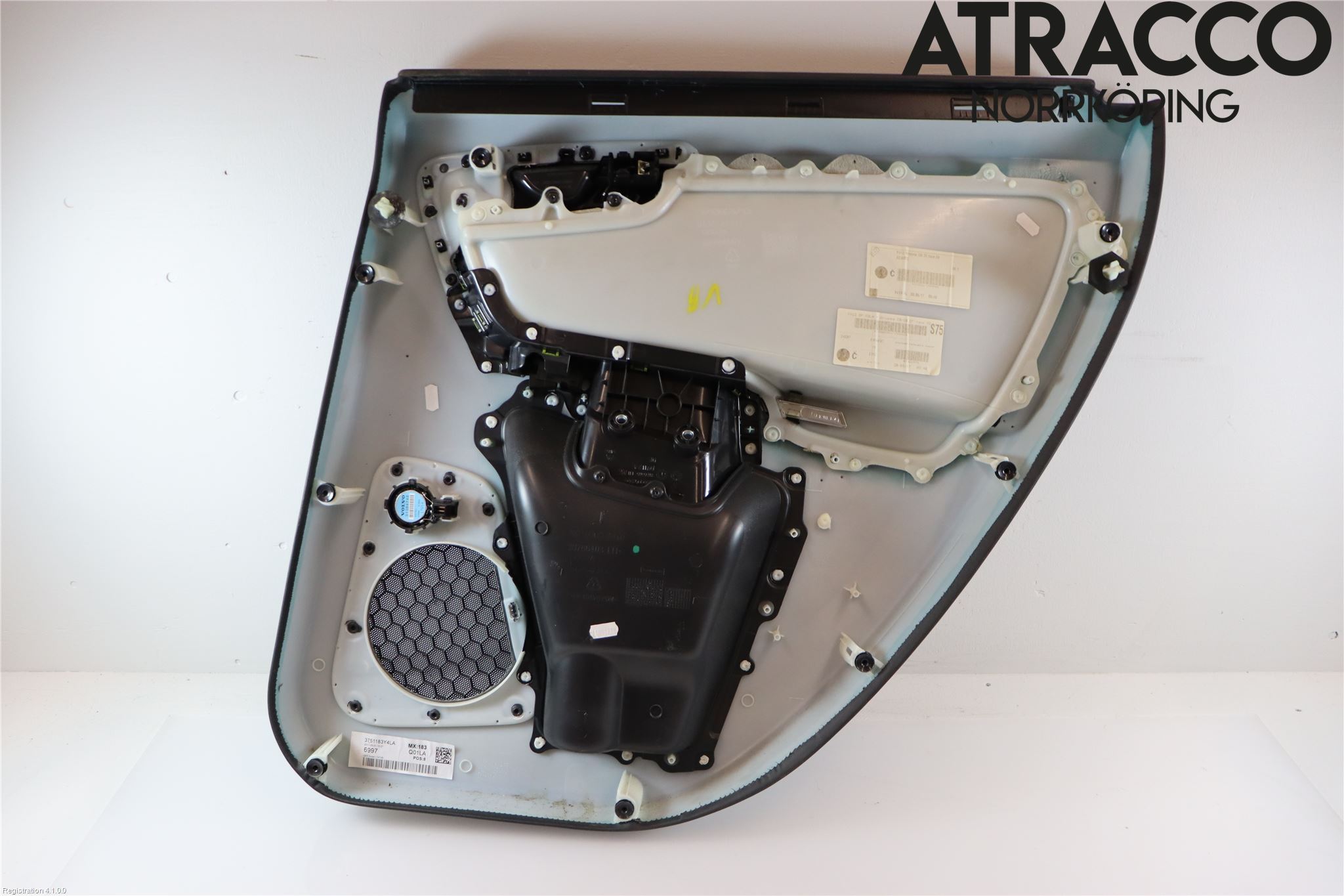 Volvo XC60 14-17 Dörrklädsel Vä