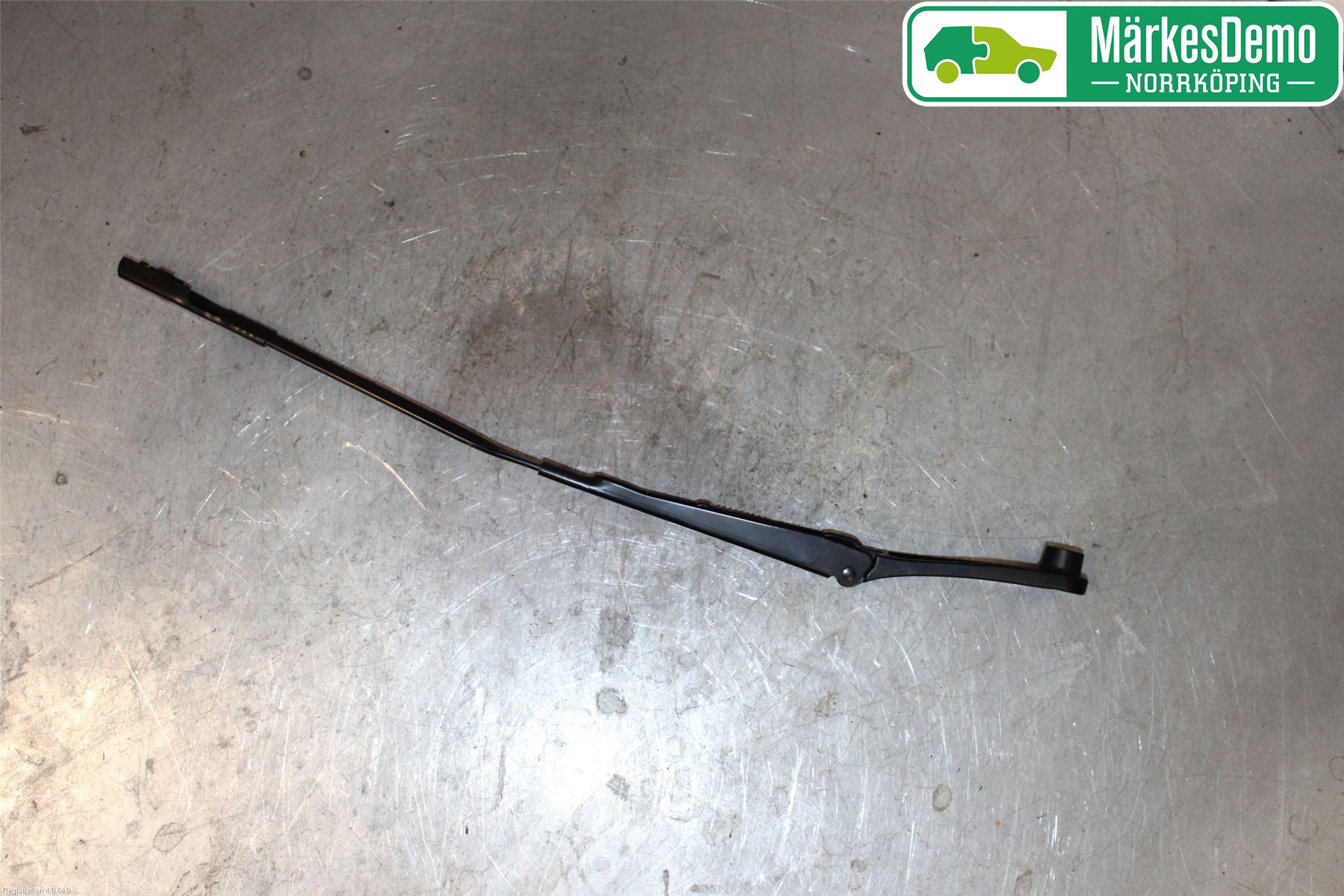 Audi A6 F2/C8 19- Torkararm Armar Vindruta