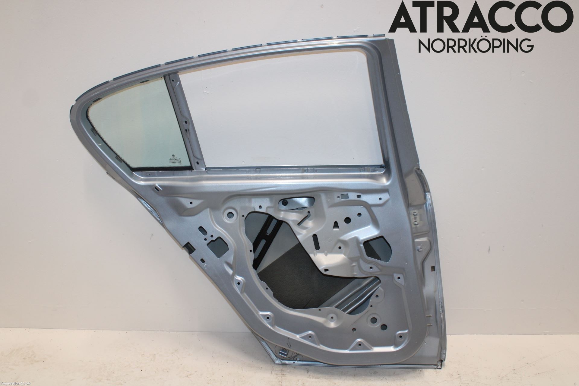 BMW 1 E87/81 5D/3D 03-11 Dörr Bak Vänster