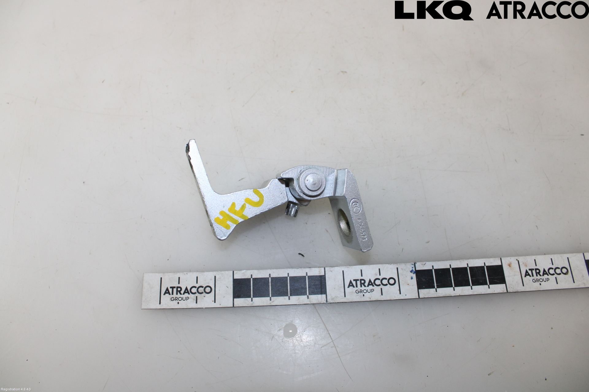 Skoda FABIA 22- Dörrgångjärn