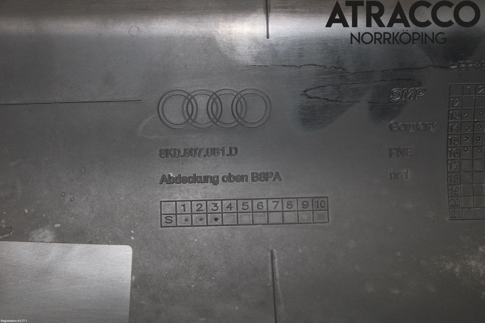 Audi A4 12-15 Frontplåt Övre