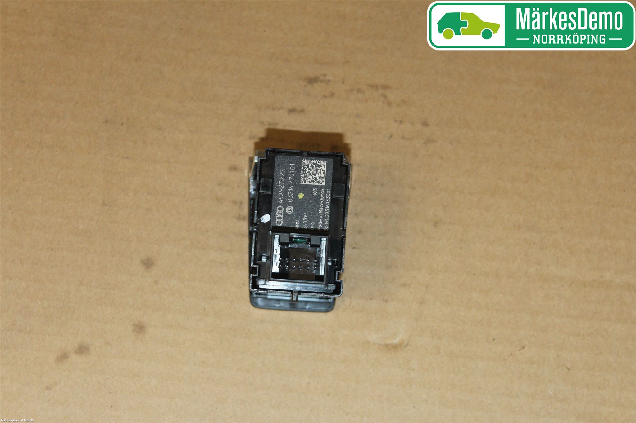 Audi A6 F2/C8 19- Strömställare Parkeringsbroms