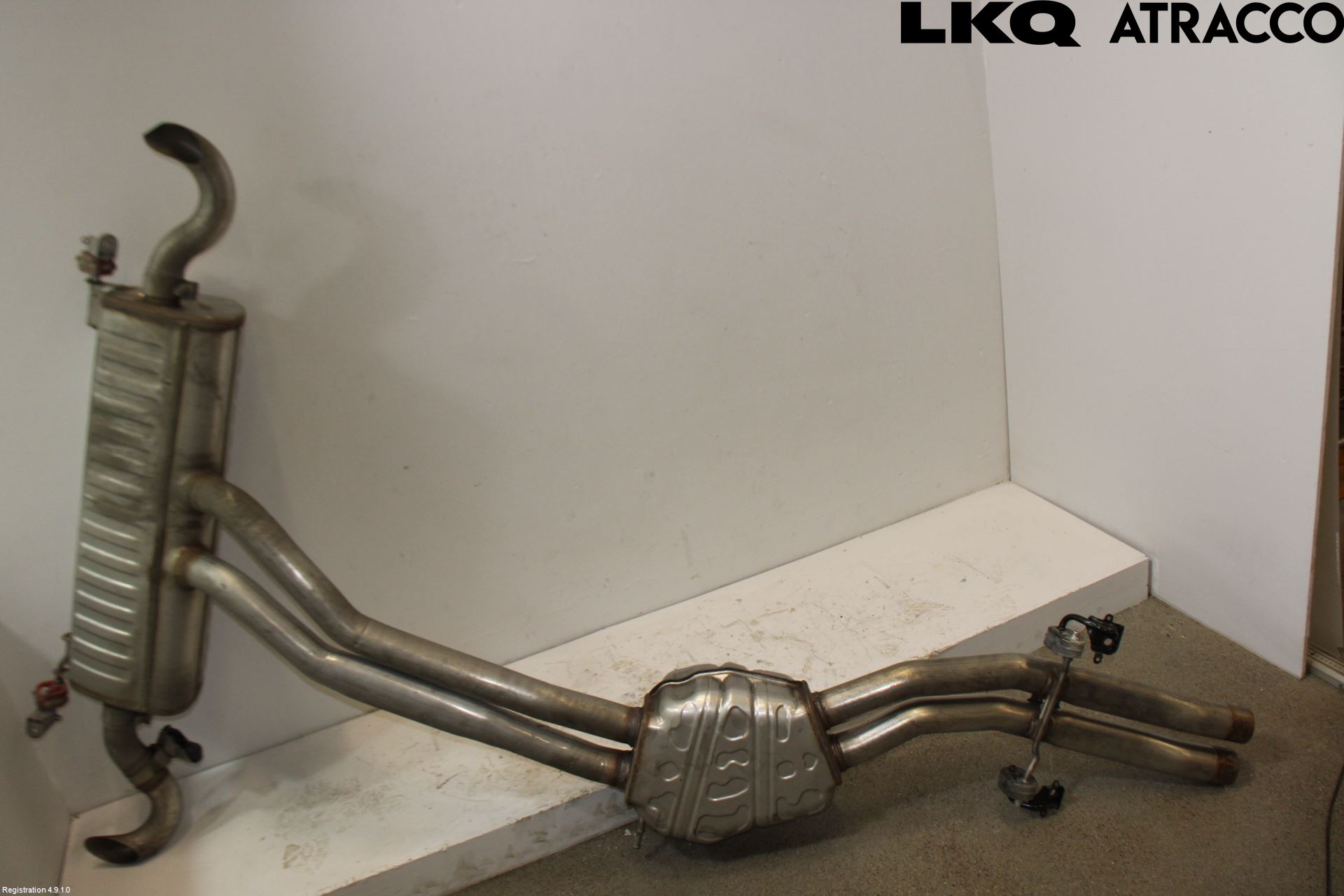 Audi Q7/SQ7 Avgas Halvsats