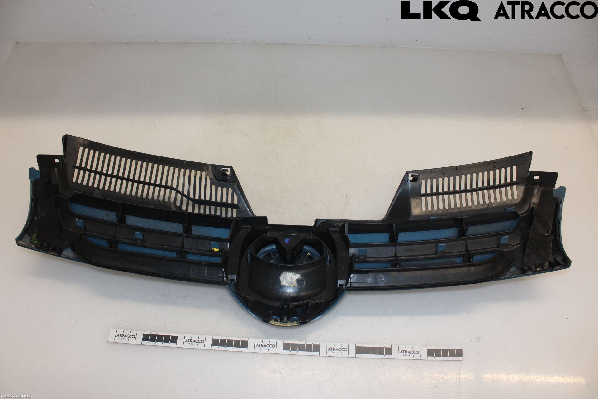 Volkswagen VW GOLF V 04-09 Grill Komp