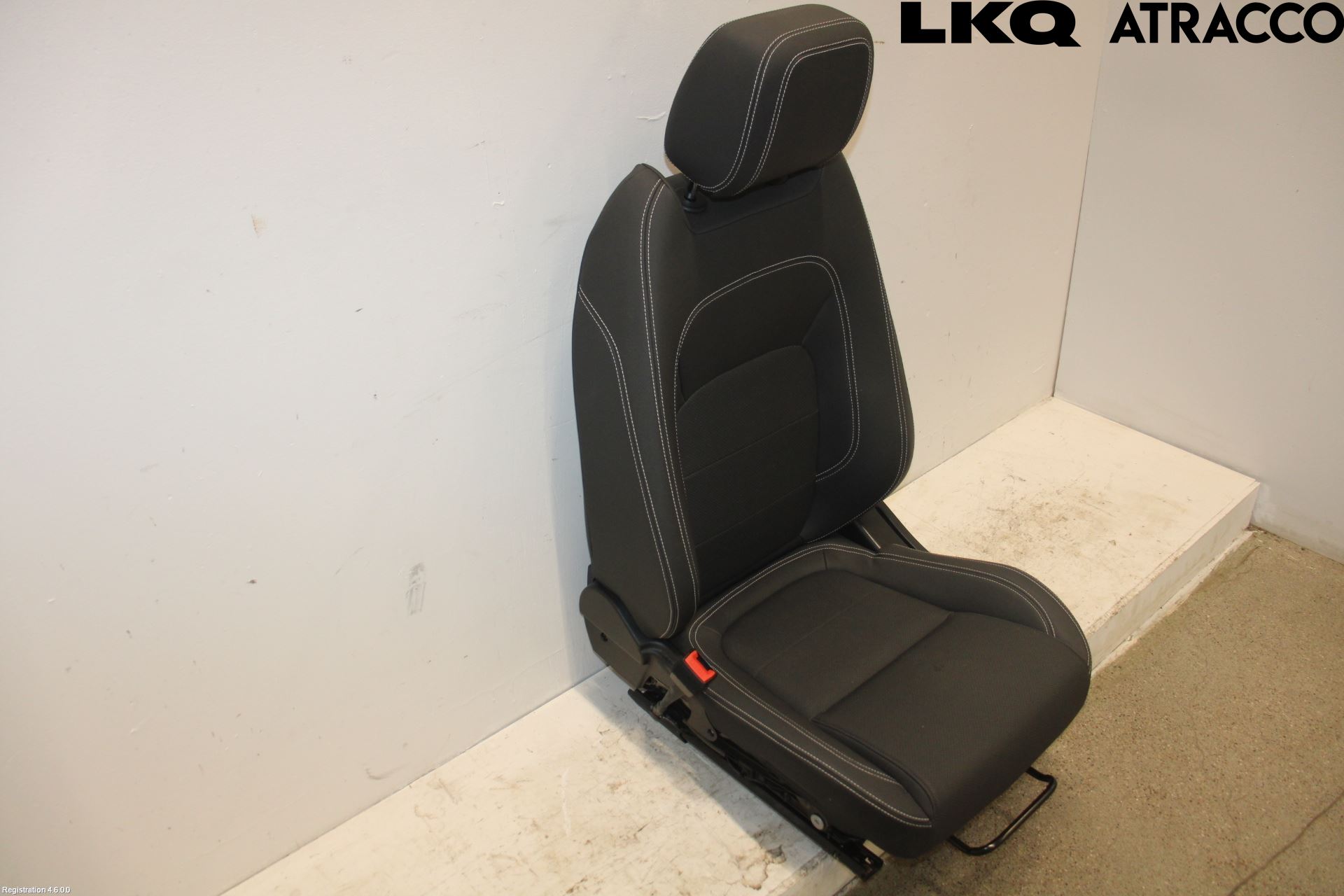 Jaguar I-PACE 18- Inredning Stol Fram Vä