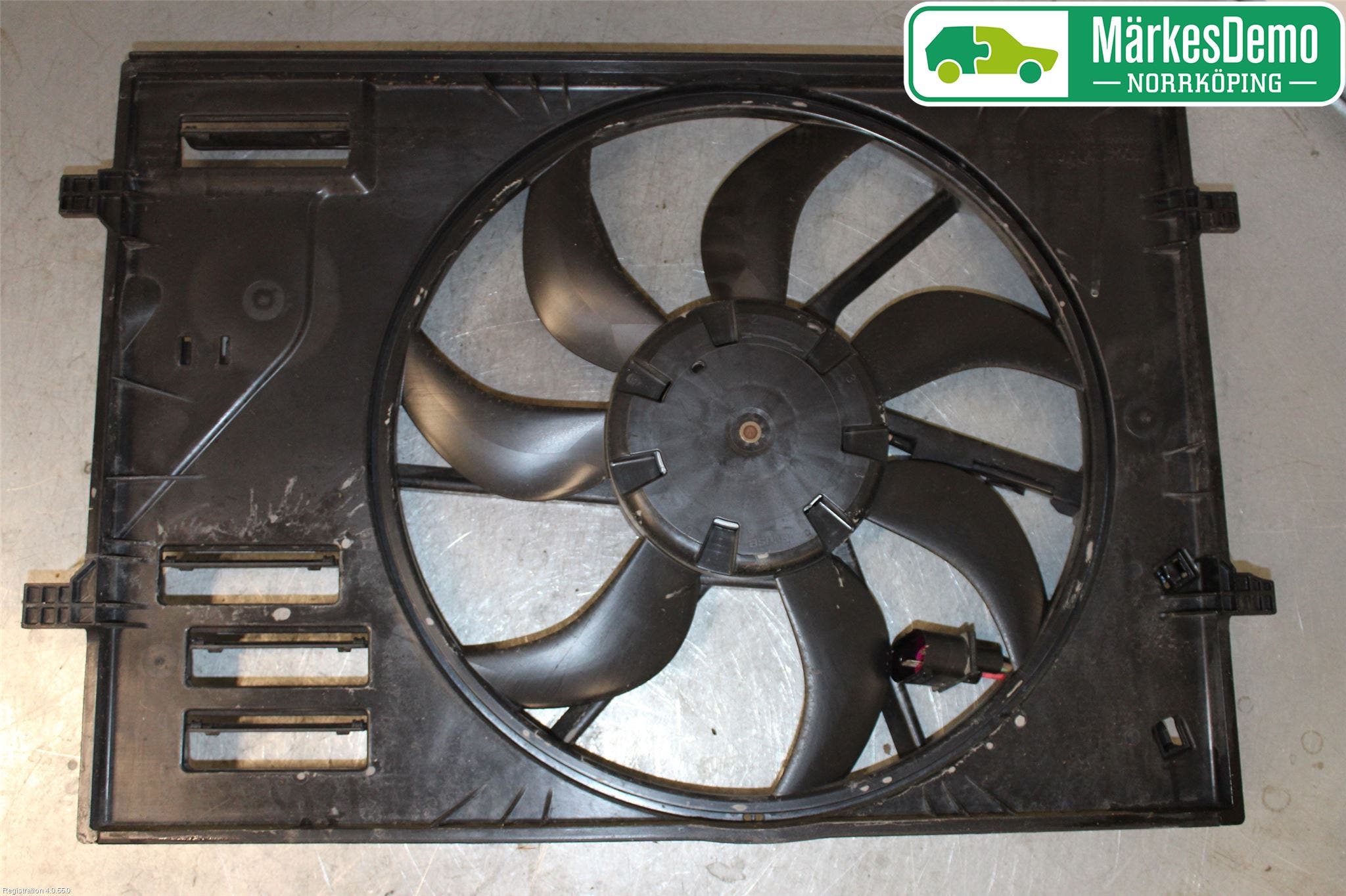 Volkswagen VW GOLF SPORTSVAN 15-20 Kylfläkt El