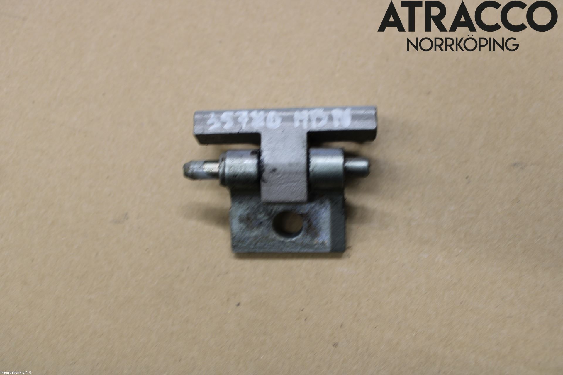 Volvo V70 05-08 Dörrgångjärn