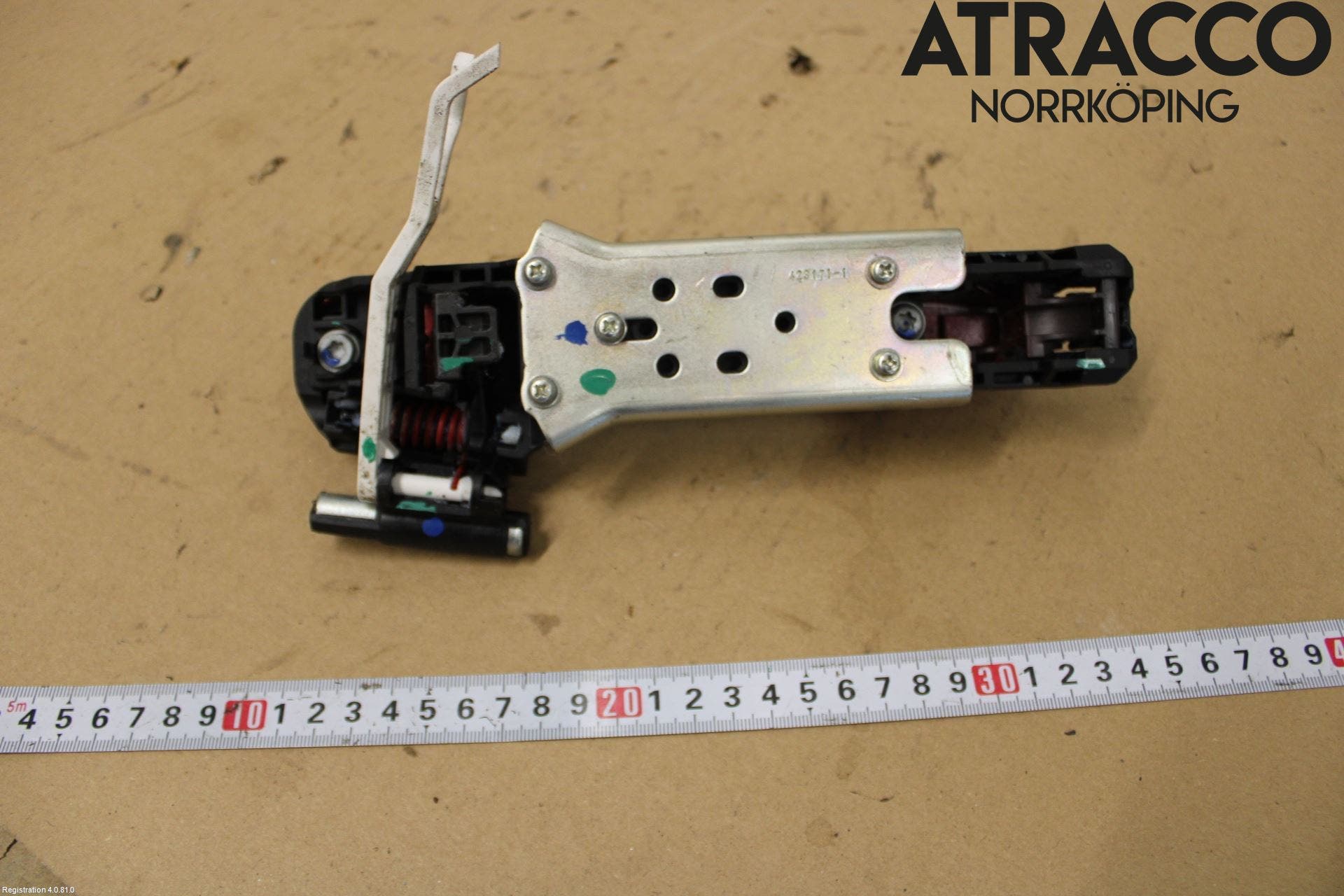 Toyota AURIS 13-19 Dörrhandtag Yttre Hö