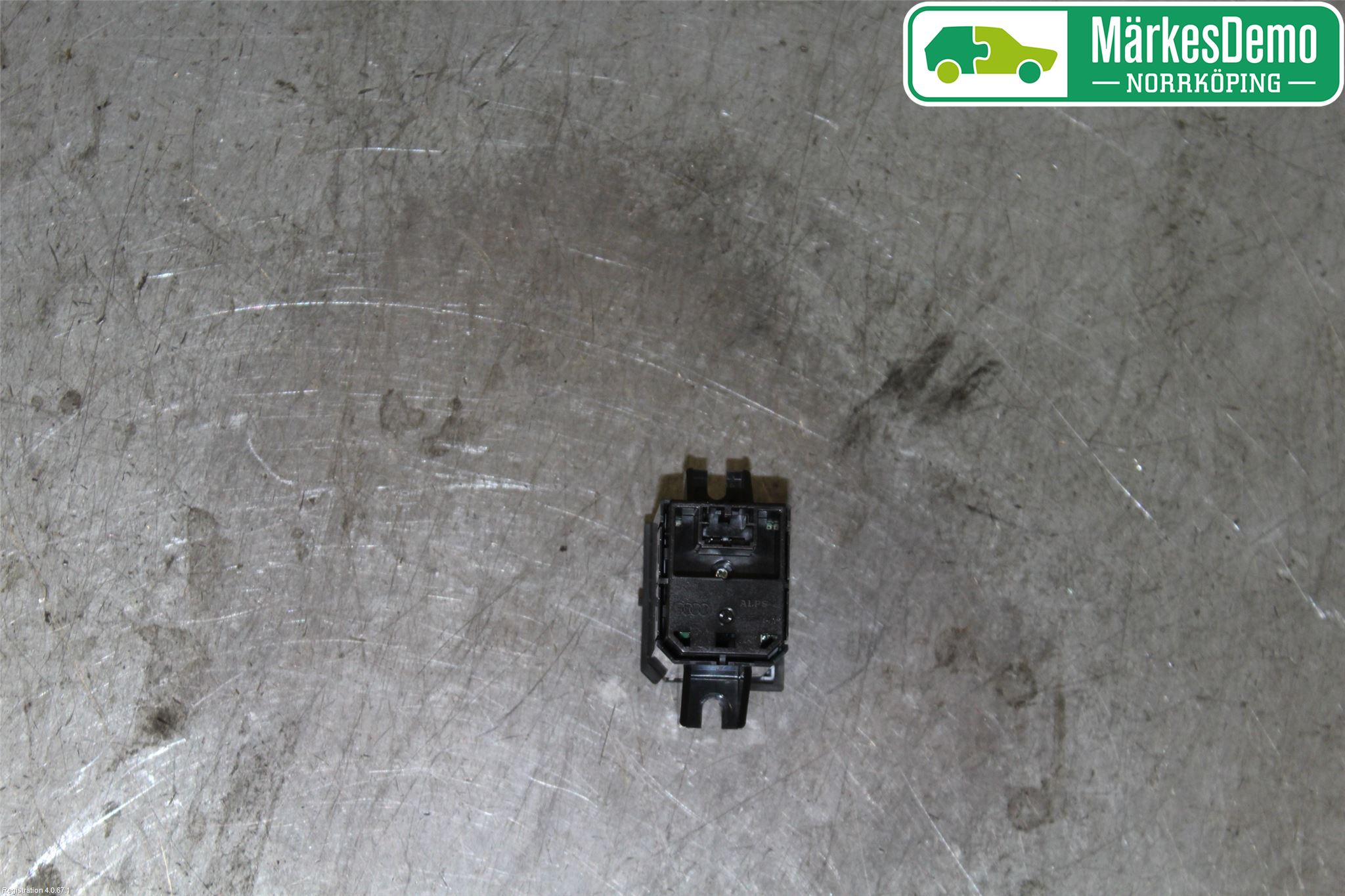 Audi A4/S4 B9 16-19 Strömställare Fader-Högtalare