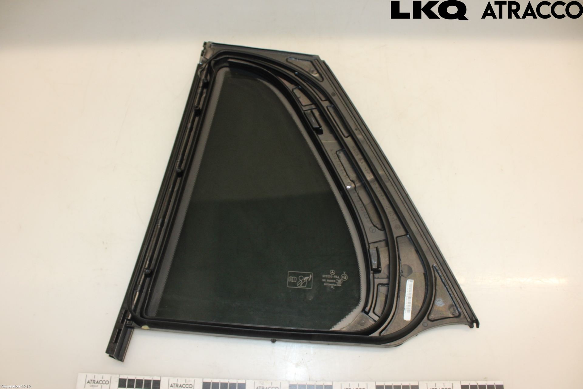 Mercedes-Benz MB E-KLASS (W213) 16-23 Dörruta Bak Lilla Hö
