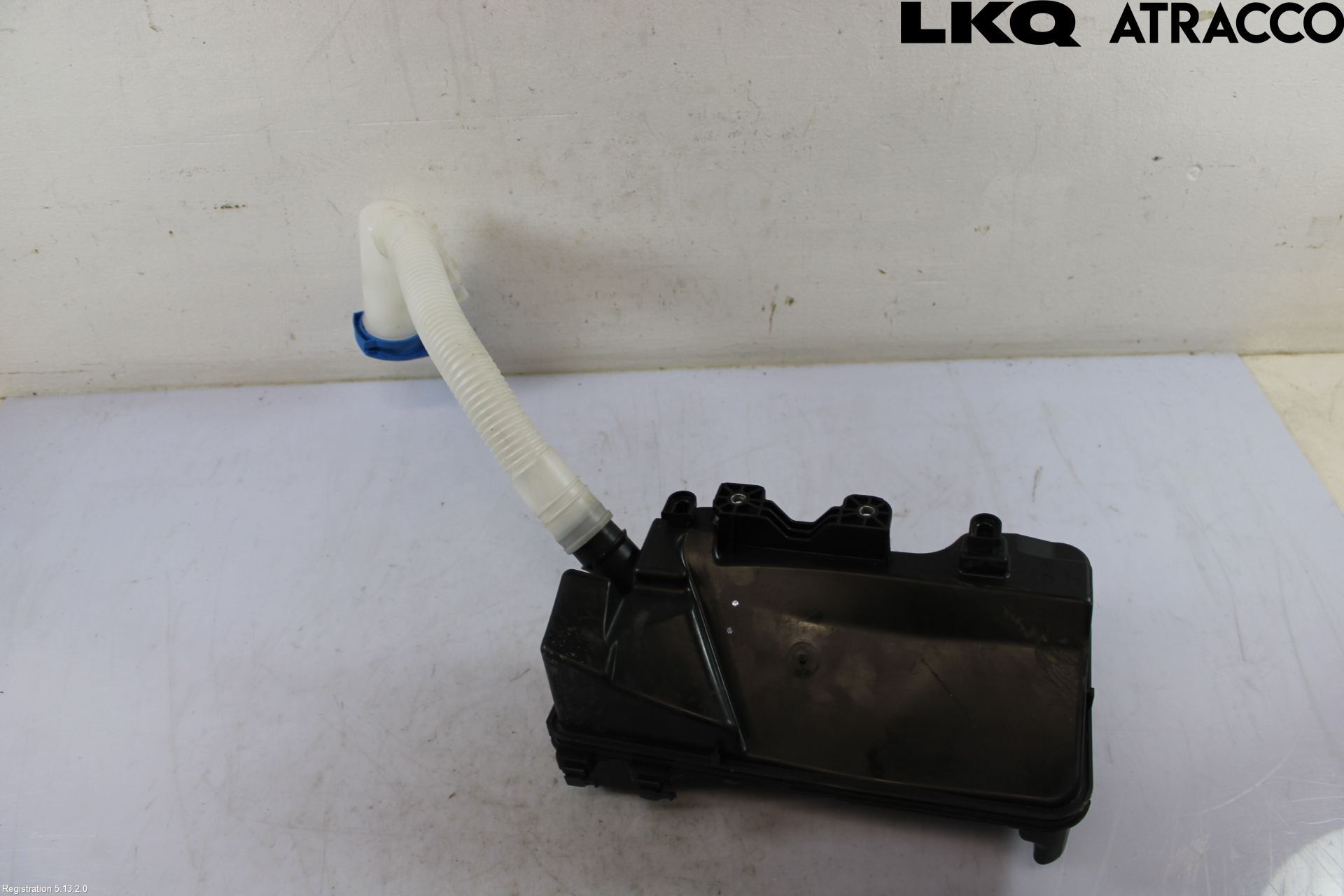 Volkswagen VW ID.7/TOURER 24- Spolartank Vindruta