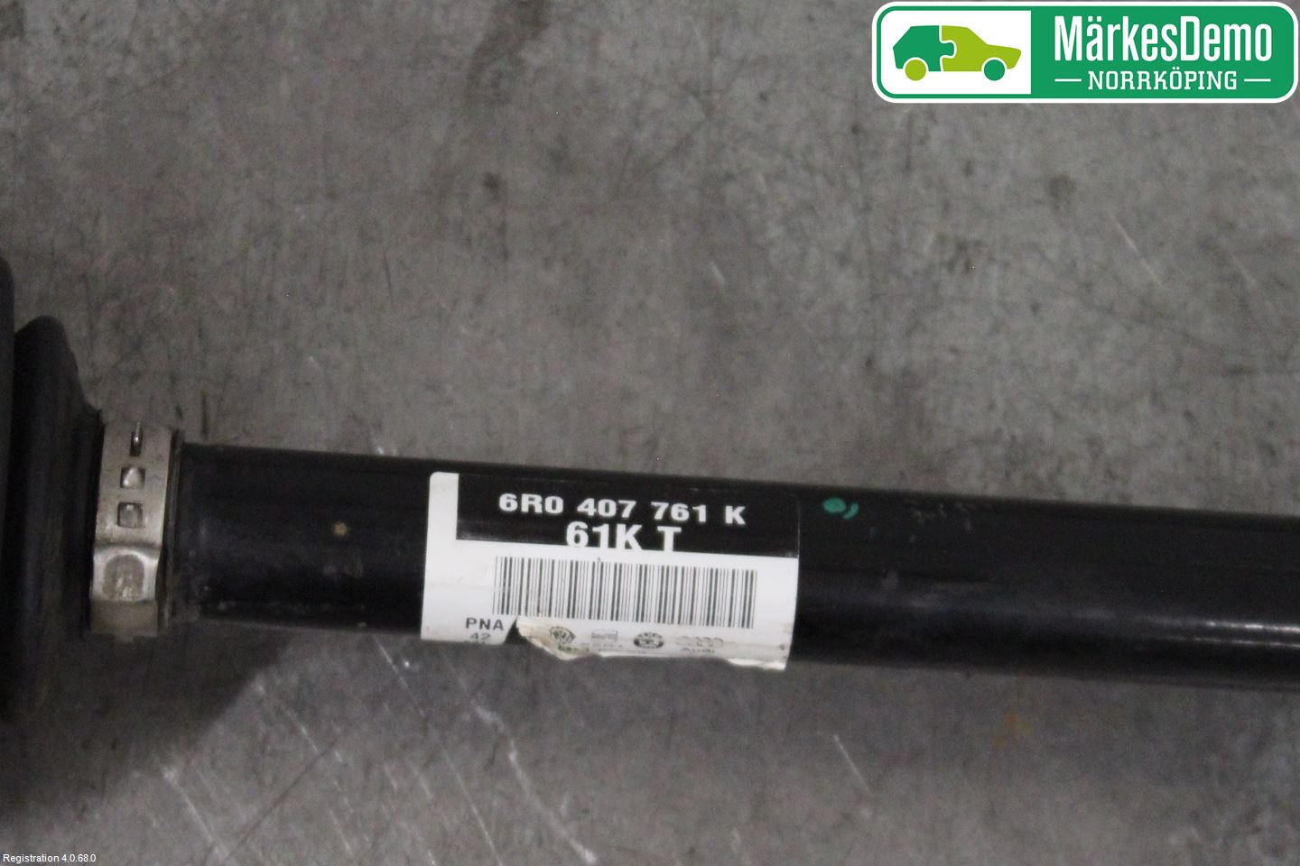Volkswagen VW POLO 10-17 Drivaxel Fram Vänster