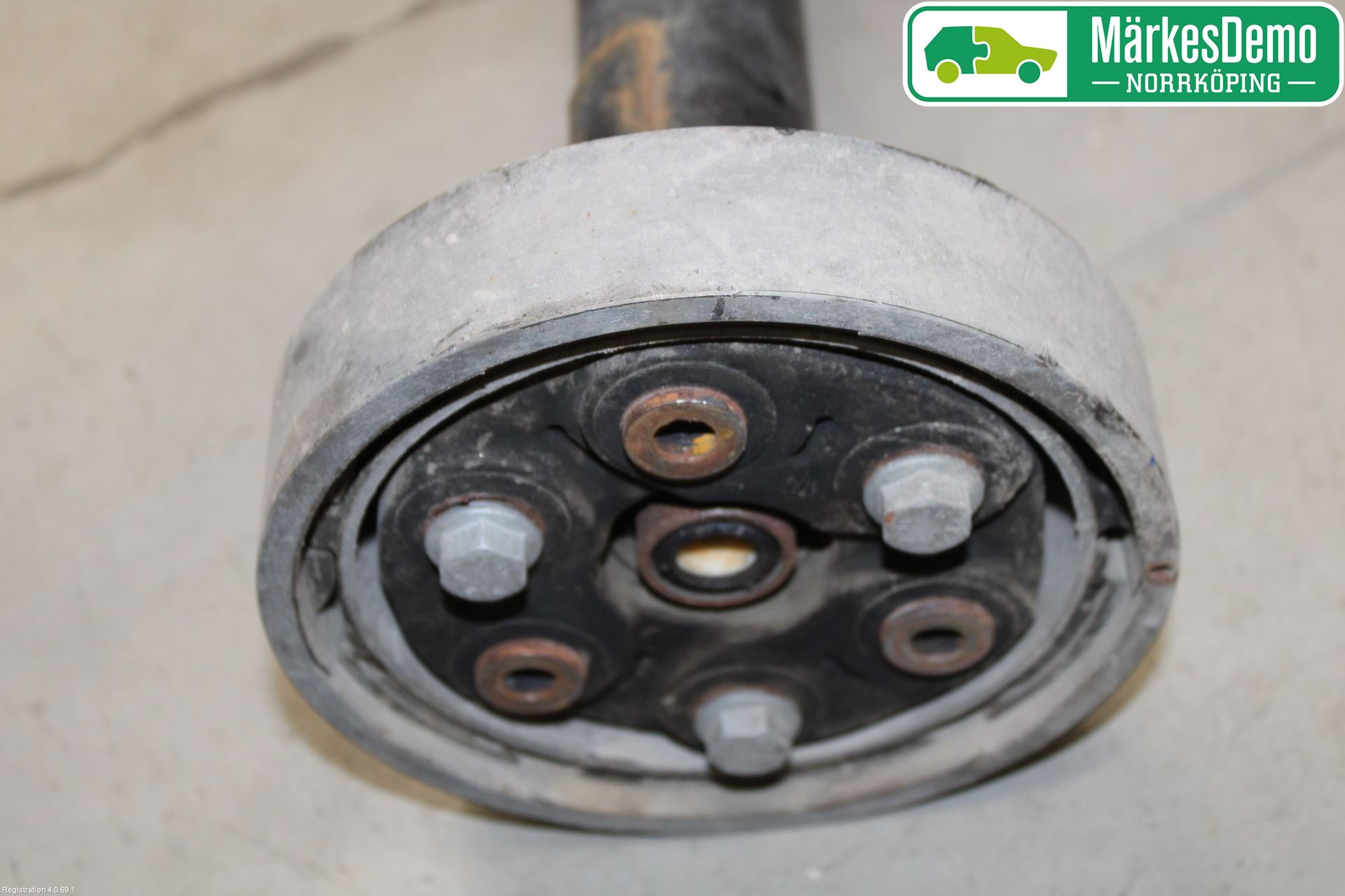 Volkswagen VW TIGUAN 16-24 Mellanaxel Komp