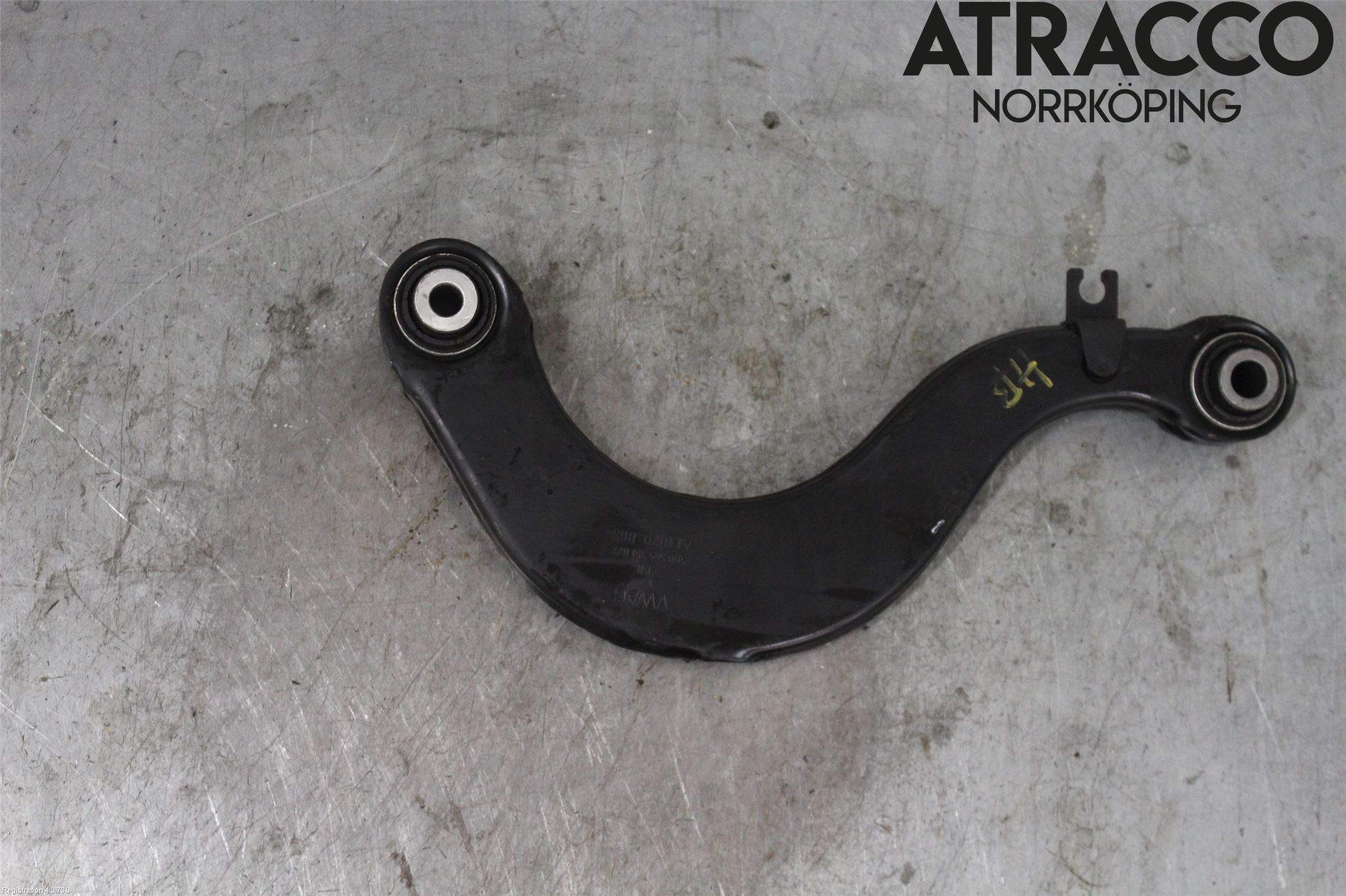 Volkswagen VW TIGUAN 16-24 Bärarm Bak Övre Höger