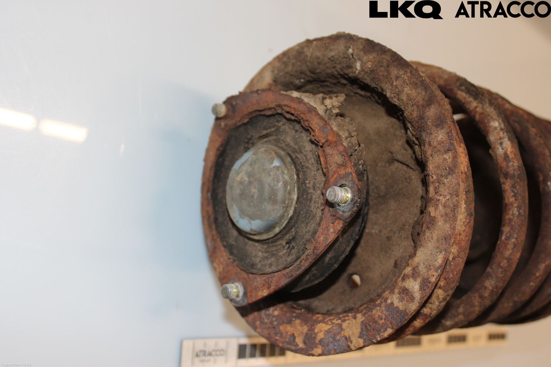 Volkswagen VW K70 Fjäderben Fram Höger
