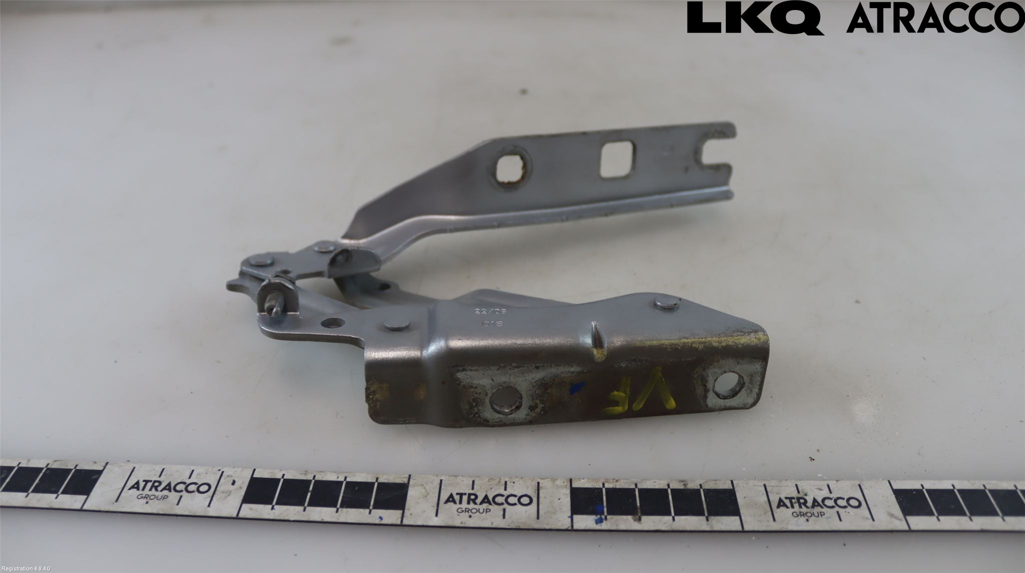 Volkswagen VW GOLF V 04-09 Huvgångjärn