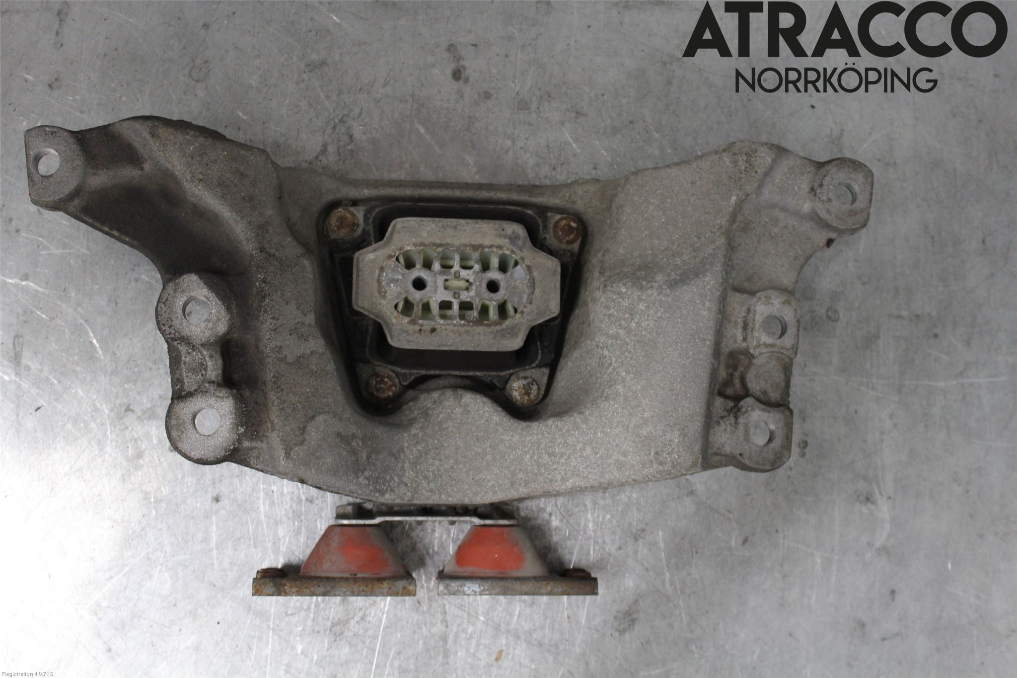 Audi A6/S6     05-11 Växellådsbalk