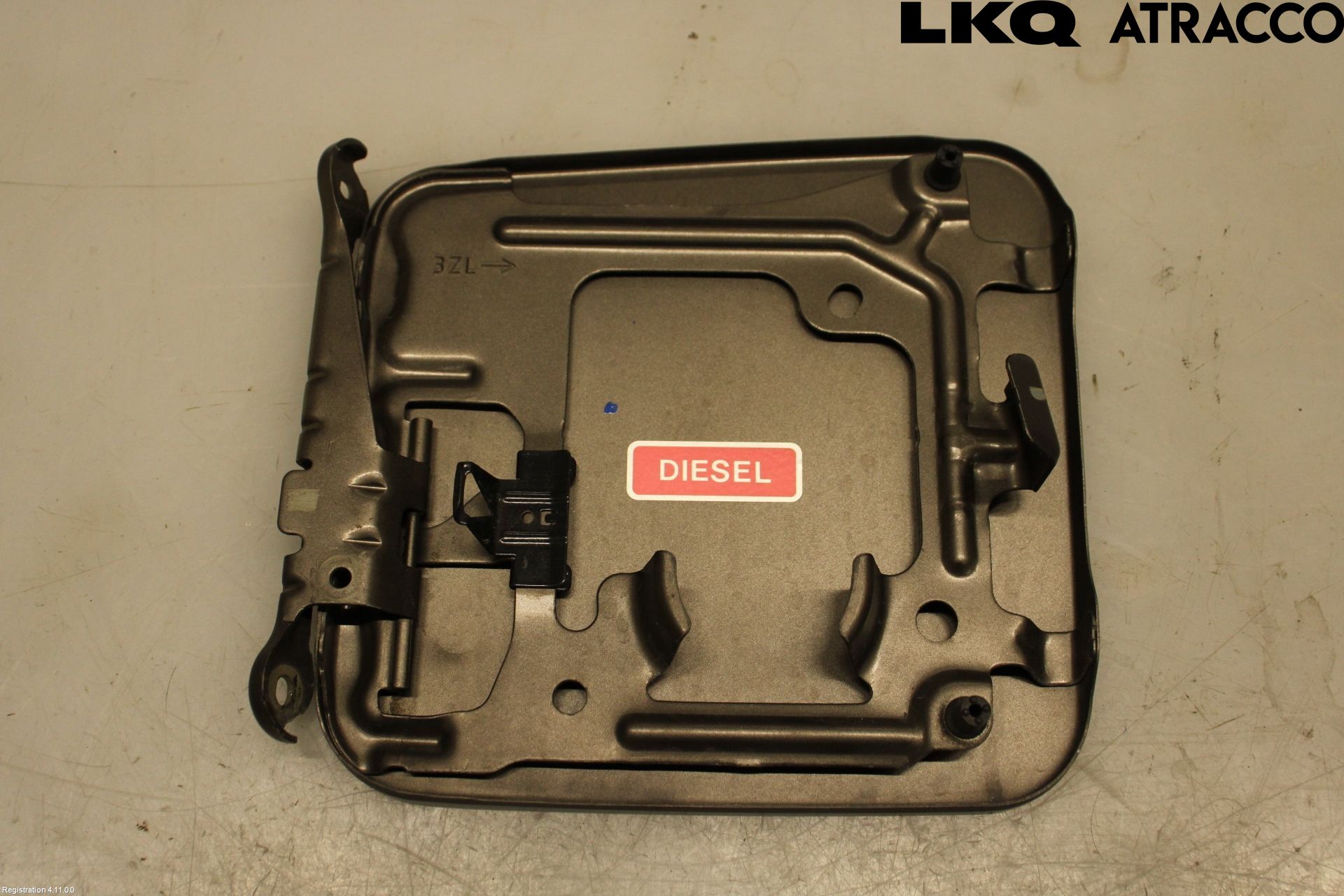 Nissan PULSAR Tanklucka