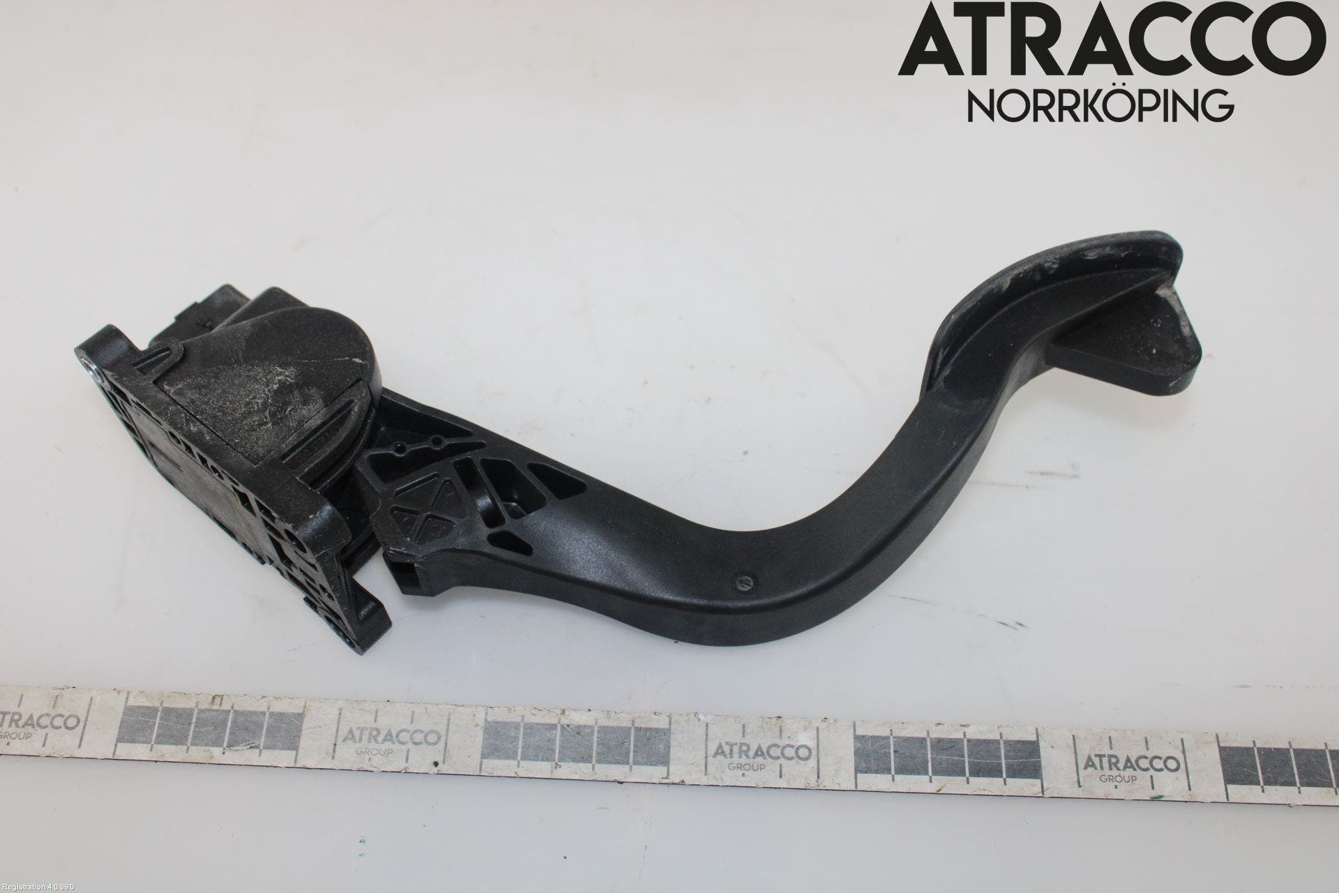 Peugeot PARTNER 08-15 Gaspedal