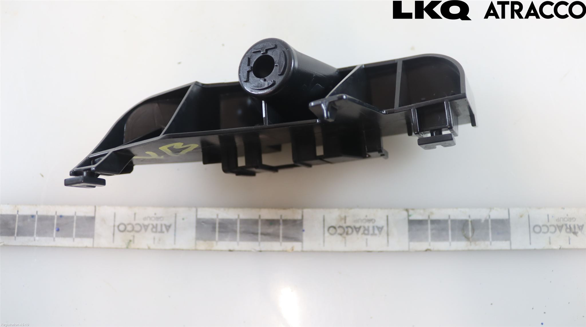 Lexus CT 200h Stötfångarfäste Bak Vä