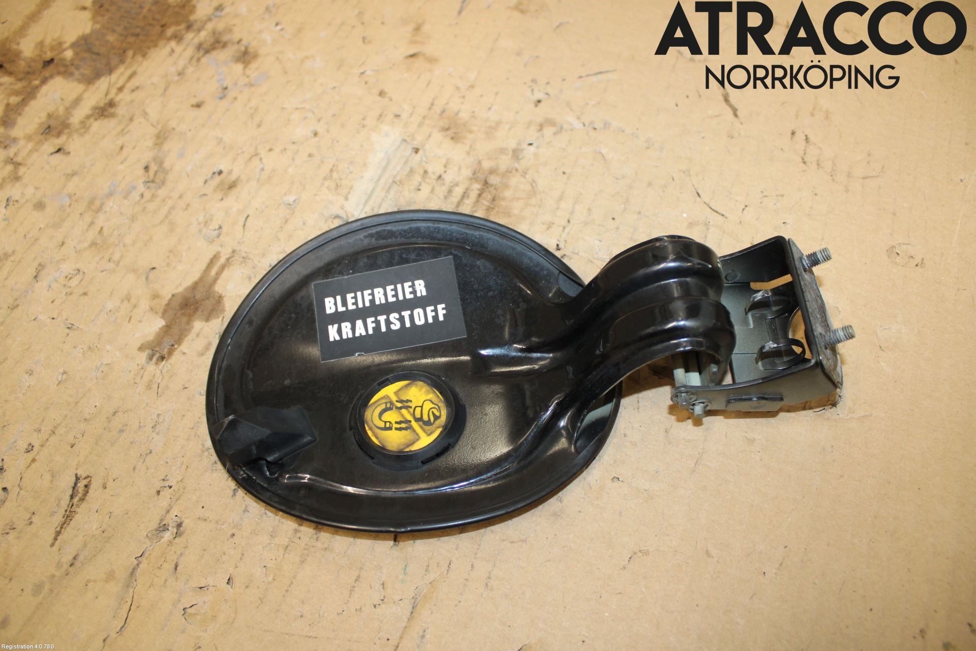 Jaguar XK8/XKR   96-06 Tanklucka