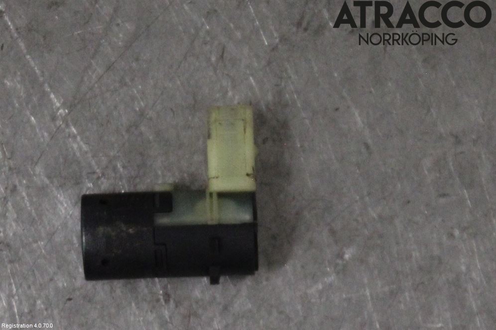 Audi A8/S8 4E  02-09 Parkeringshjälp Frontsensor