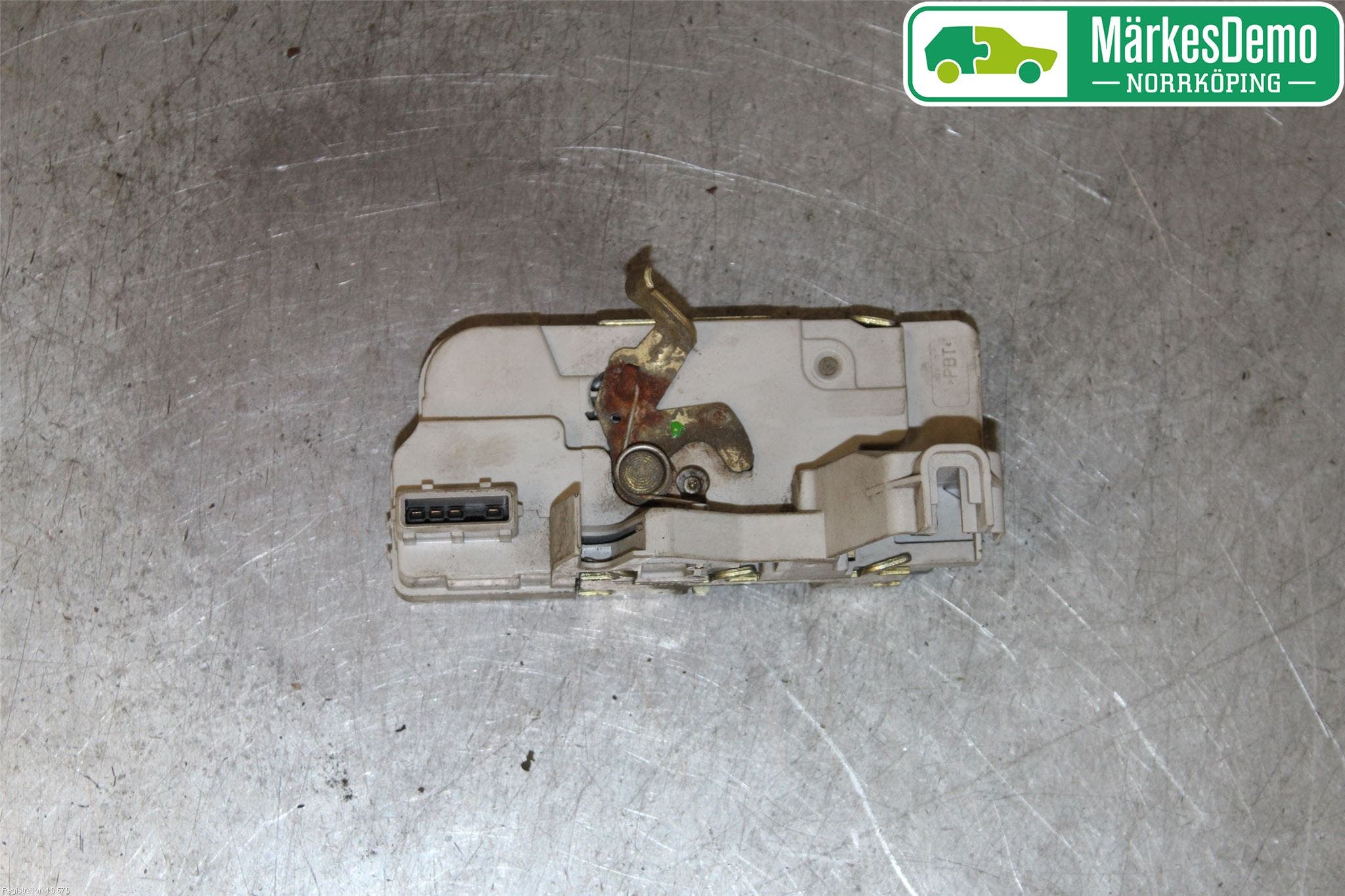 Peugeot 307 05-08 Låskista-Dörrlås