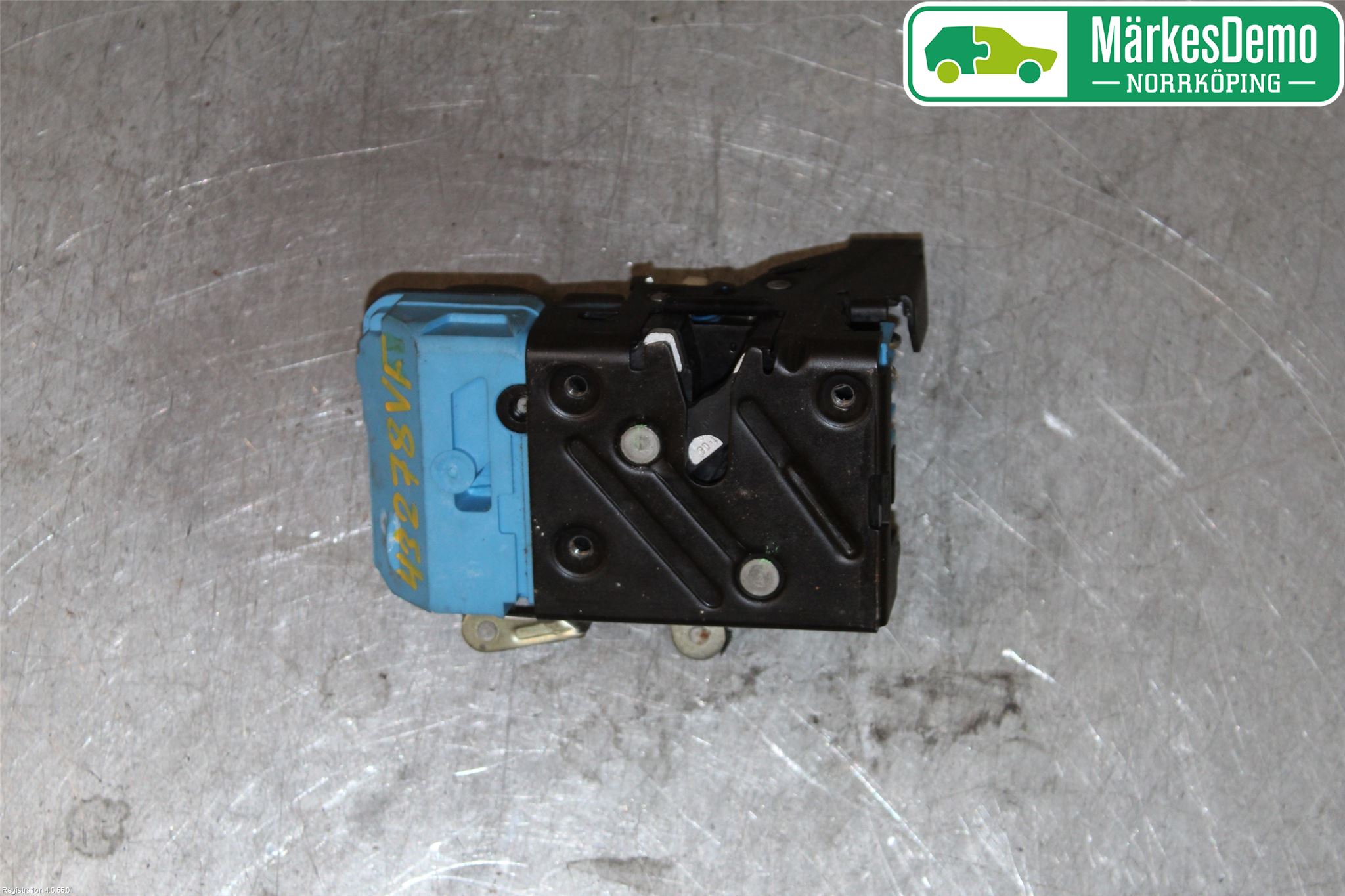 Volvo V70 05-08 Låskista-Dörrlås