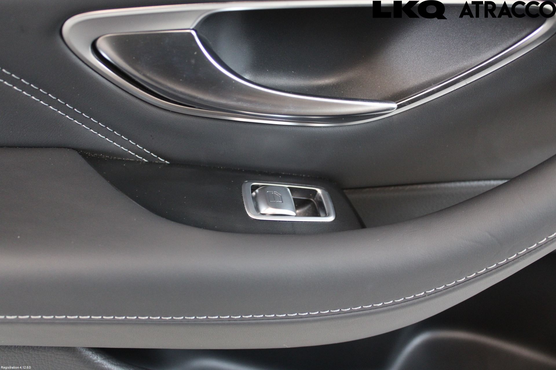 Mercedes-Benz MB E-KLASS (W213) 16-23 Dörrklädsel Vä