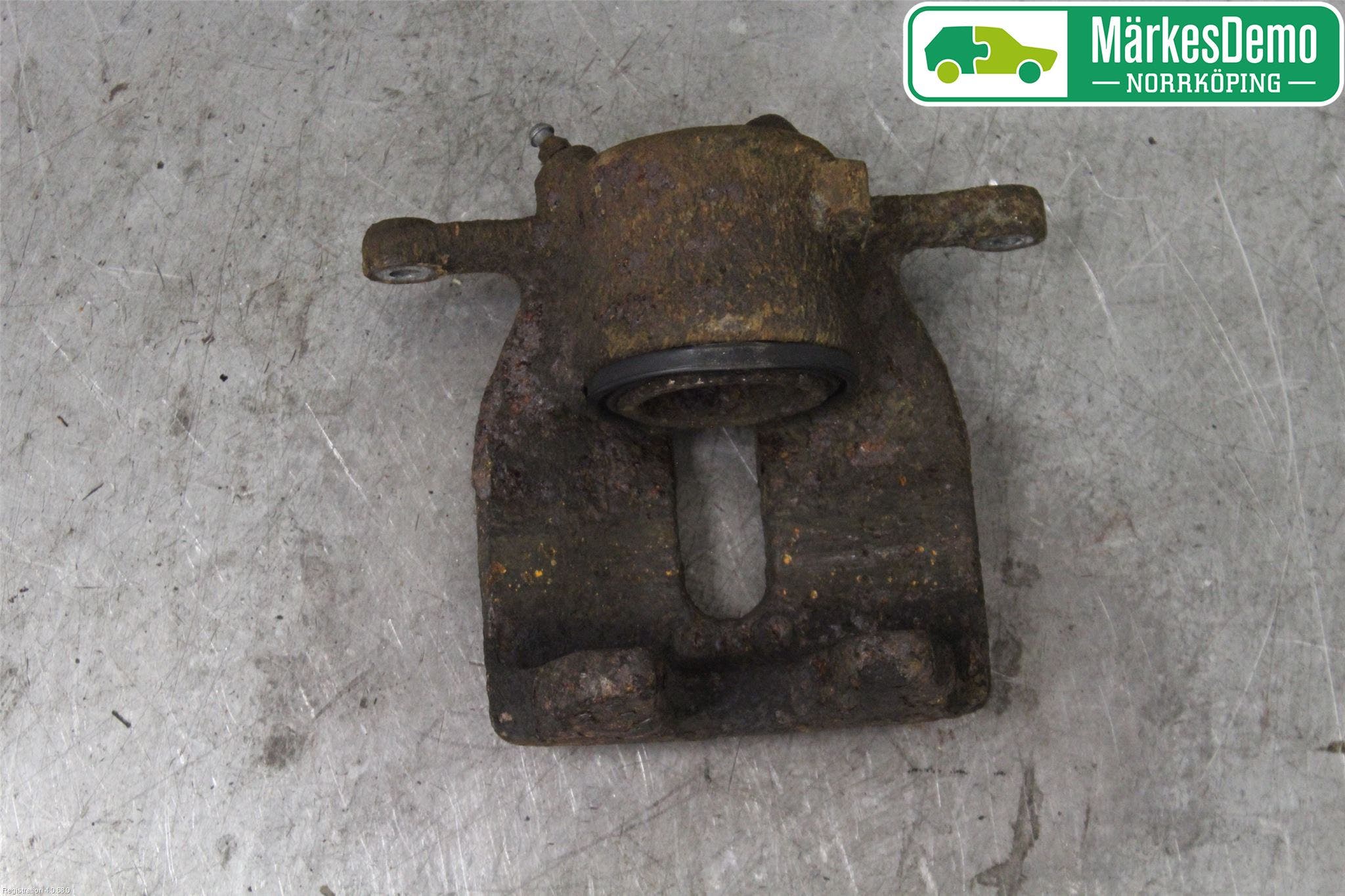 Mercedes-Benz MB CITAN (W415) 13-21 Bromsok Fram Vänster