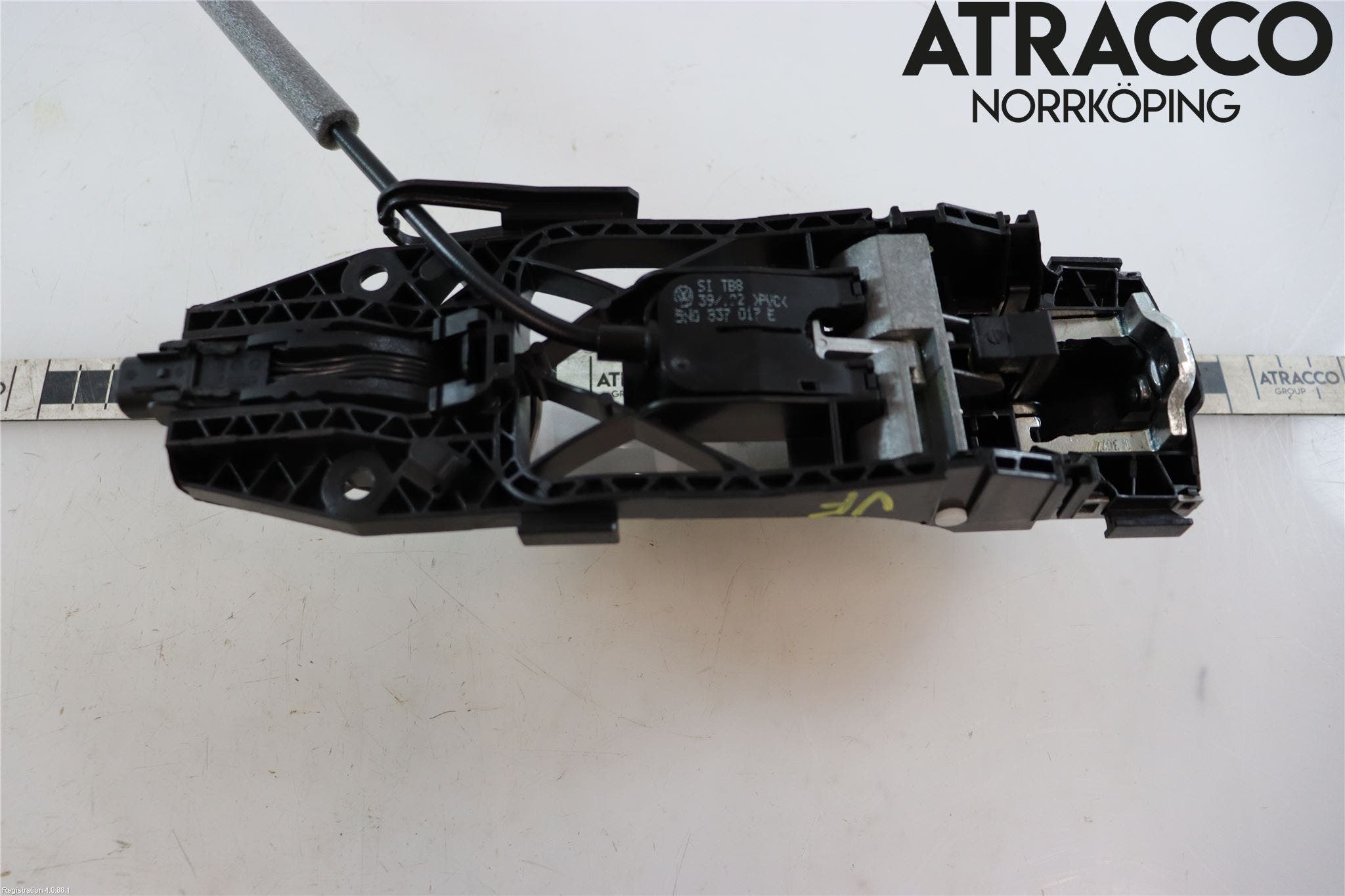 Audi Q3 F3 19- Dörrhandtag Yttre Vä