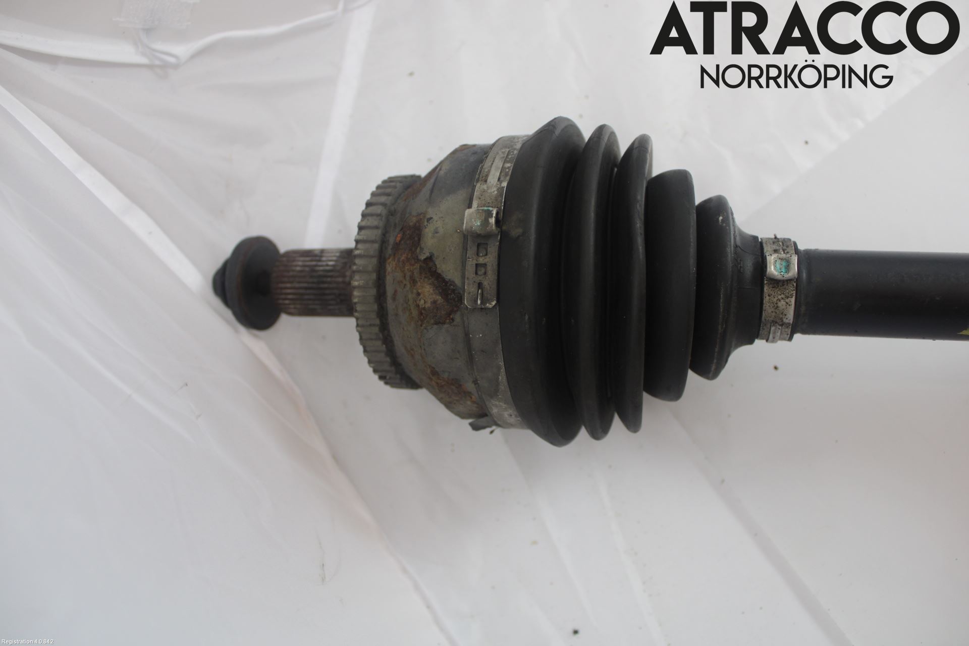 Volvo V70 05-08 Drivaxel Fram Höger