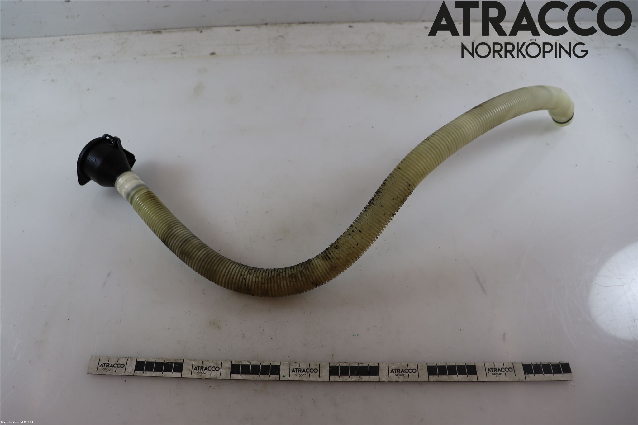 BMW 1 E87/81 5D/3D 03-11 Spolartank Påfyllningsrör