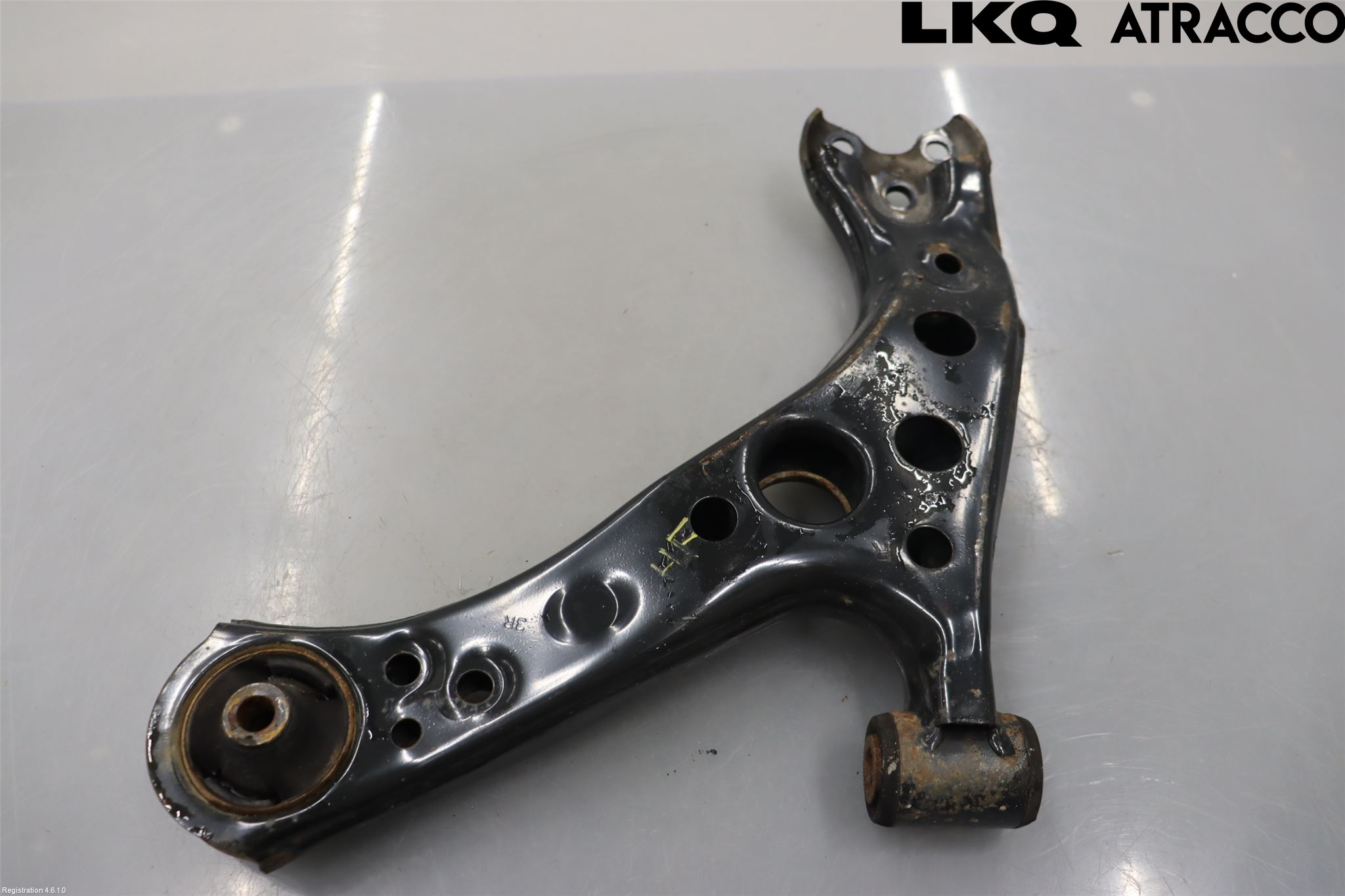 Toyota COROLLA 19- Bärarm Fram Undre Hö